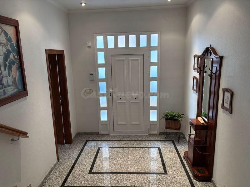 Casa 5 habitaciones 400m² en venta - Pueblo 5