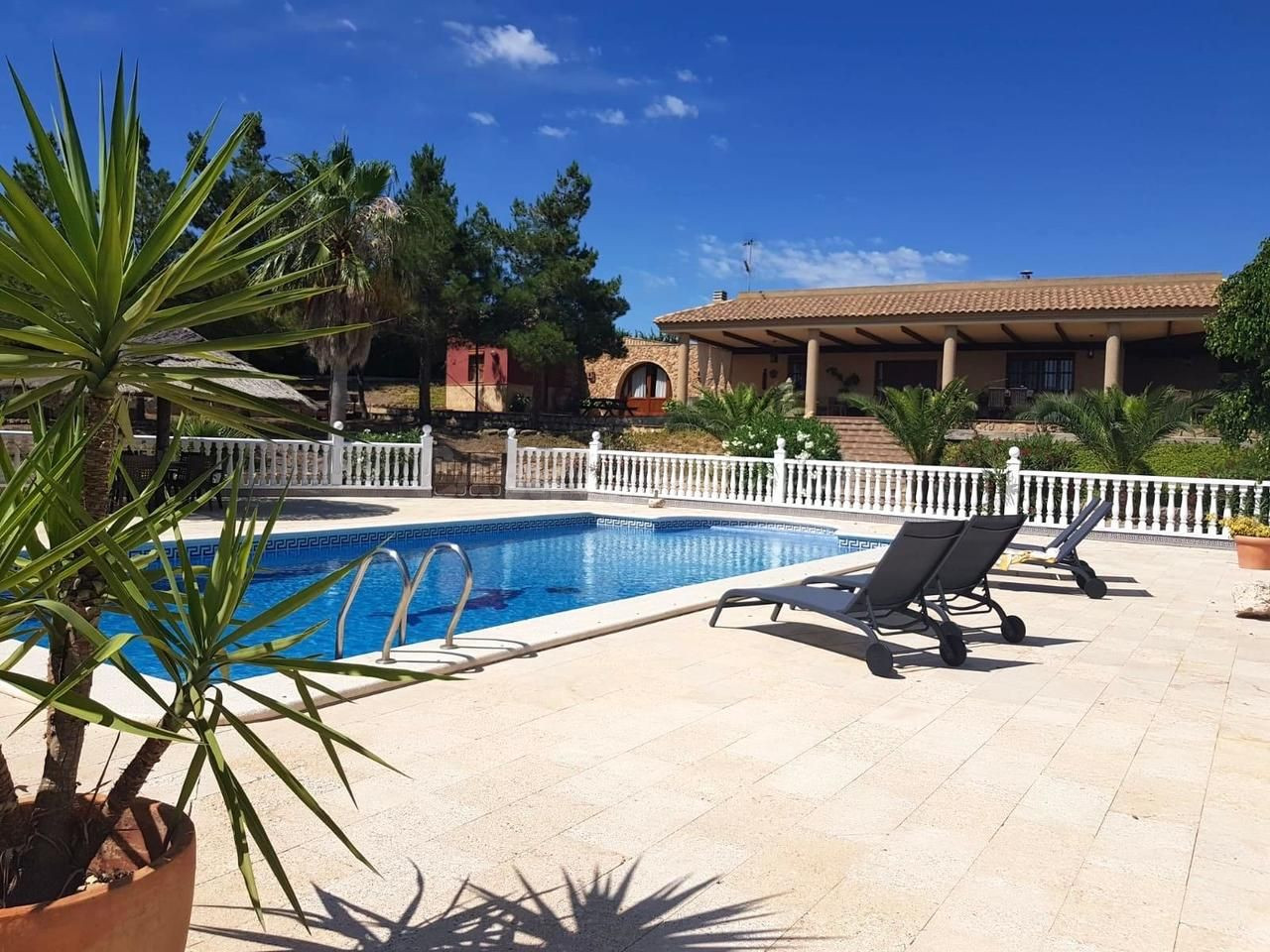 Casa de campo 4 habitaciones 1000m² en venta - Montepinar