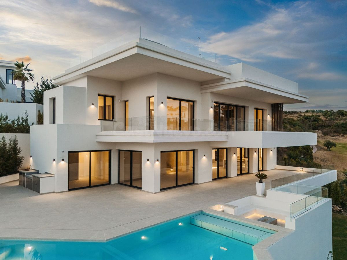 Villa 4 habitaciones 433m² en venta - Zona Las Mesas