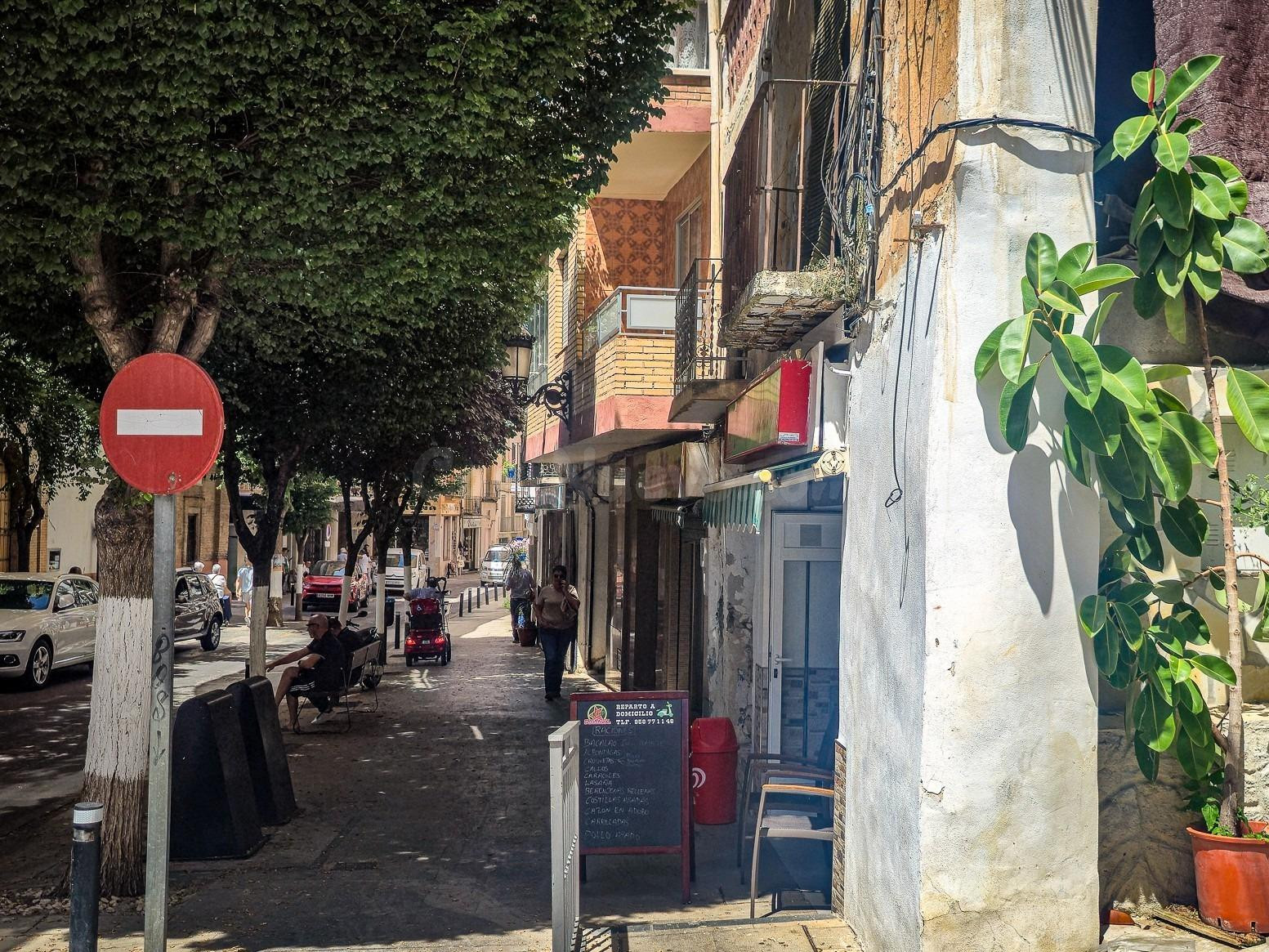 SE VENDE LOCAL DE COMIDAS PARA LLEVAR EN LANJARÓN (GRANADA)