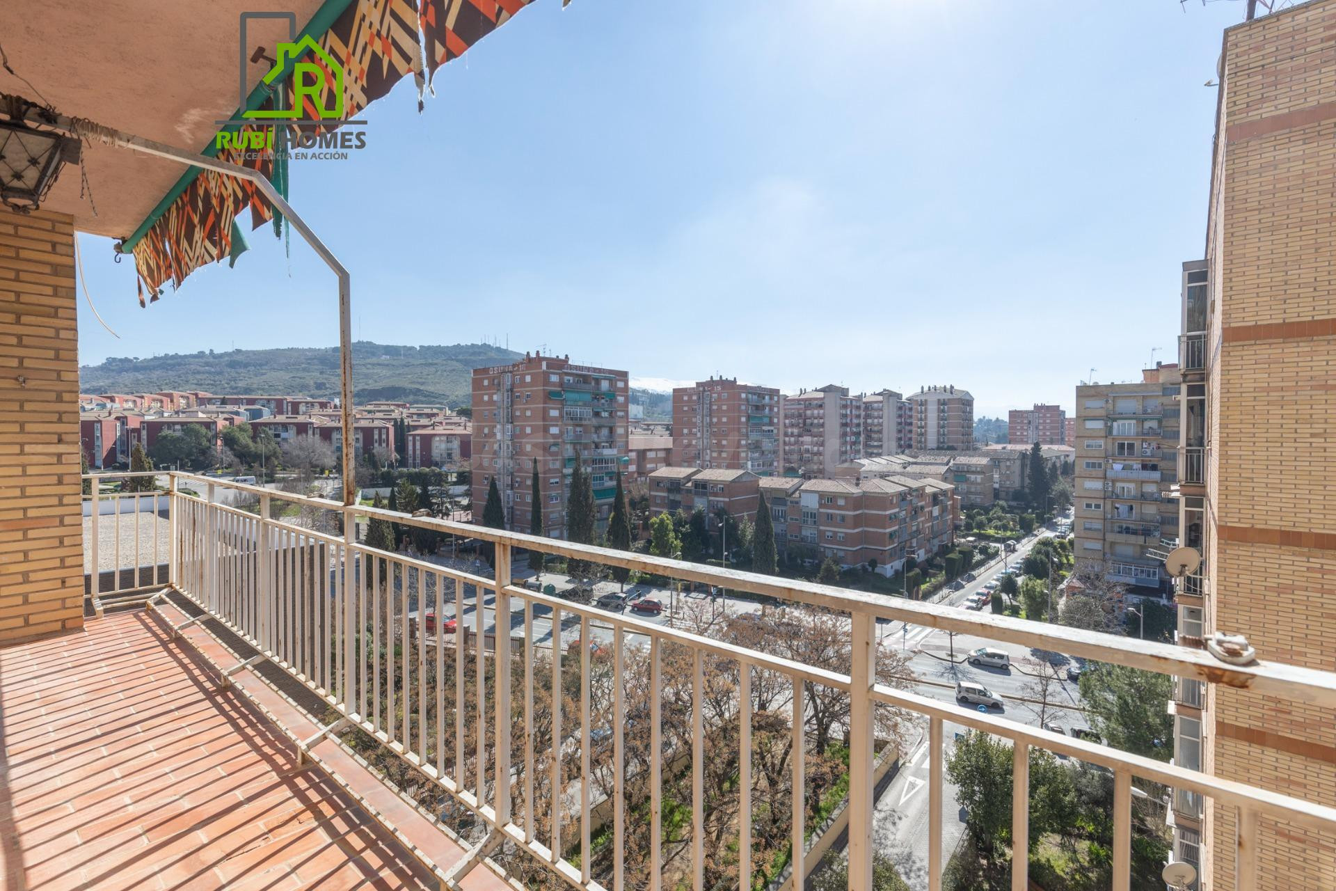 PISO TOTALMENTE EXTERIOR CON TERRAZA JUNTO A ALCAMPO