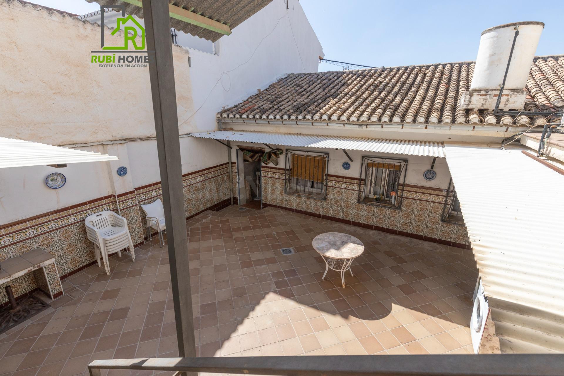CASA EN VENTA - LA ZUBIA