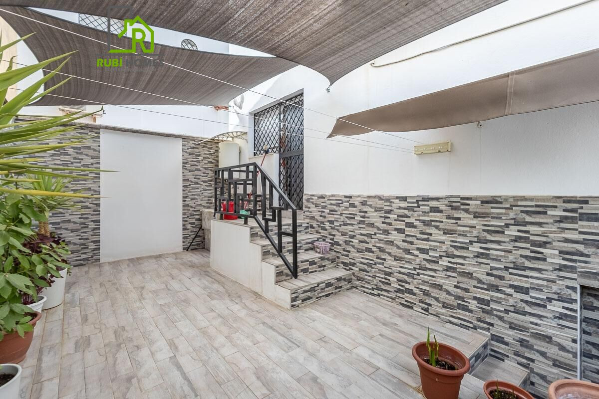 CASA EN VENTA - VEGA DE GRANADA (Pulianillas)