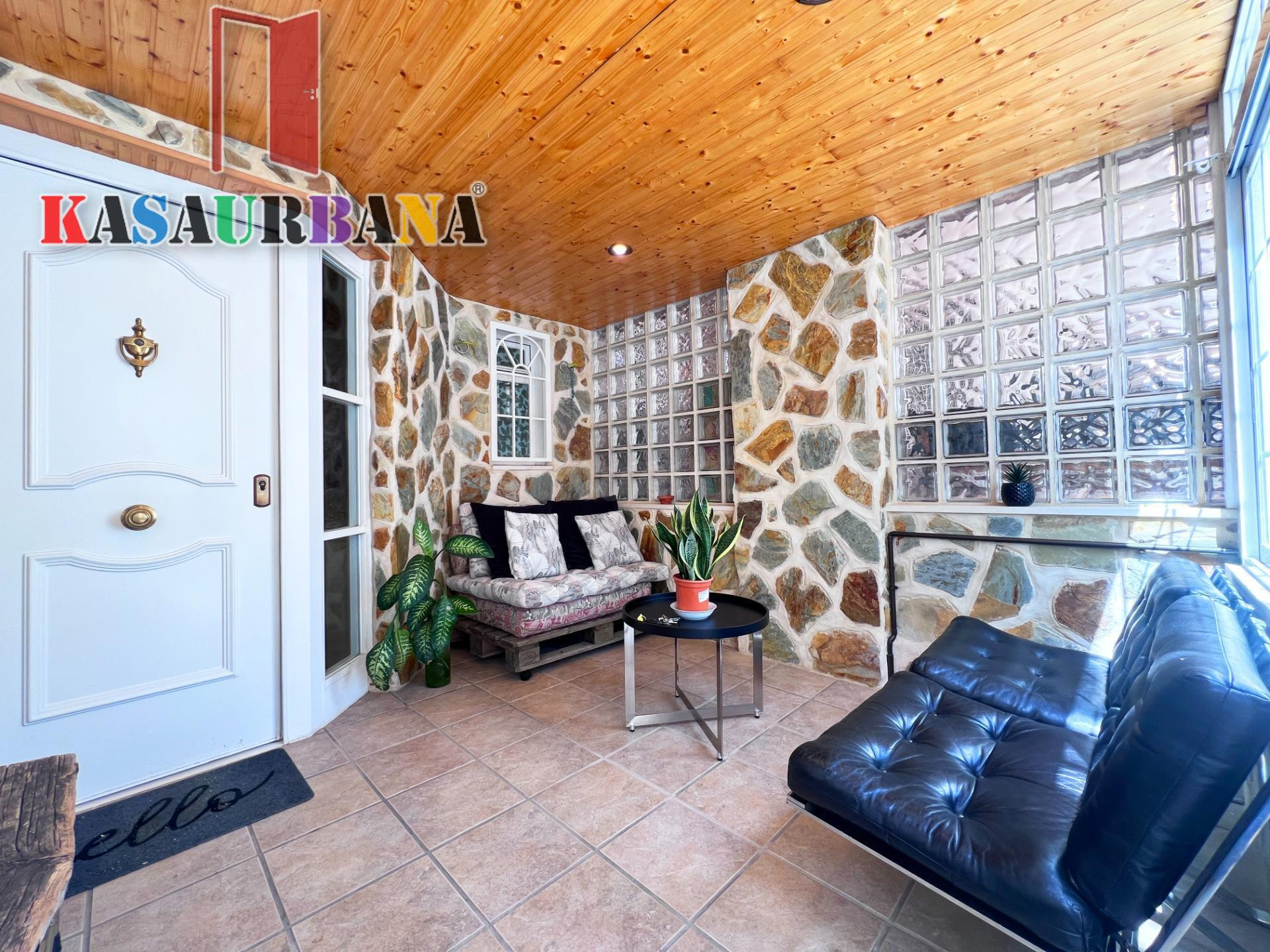 KASAURBANA ofrece en VENTA CHALET EN VALDEMORO