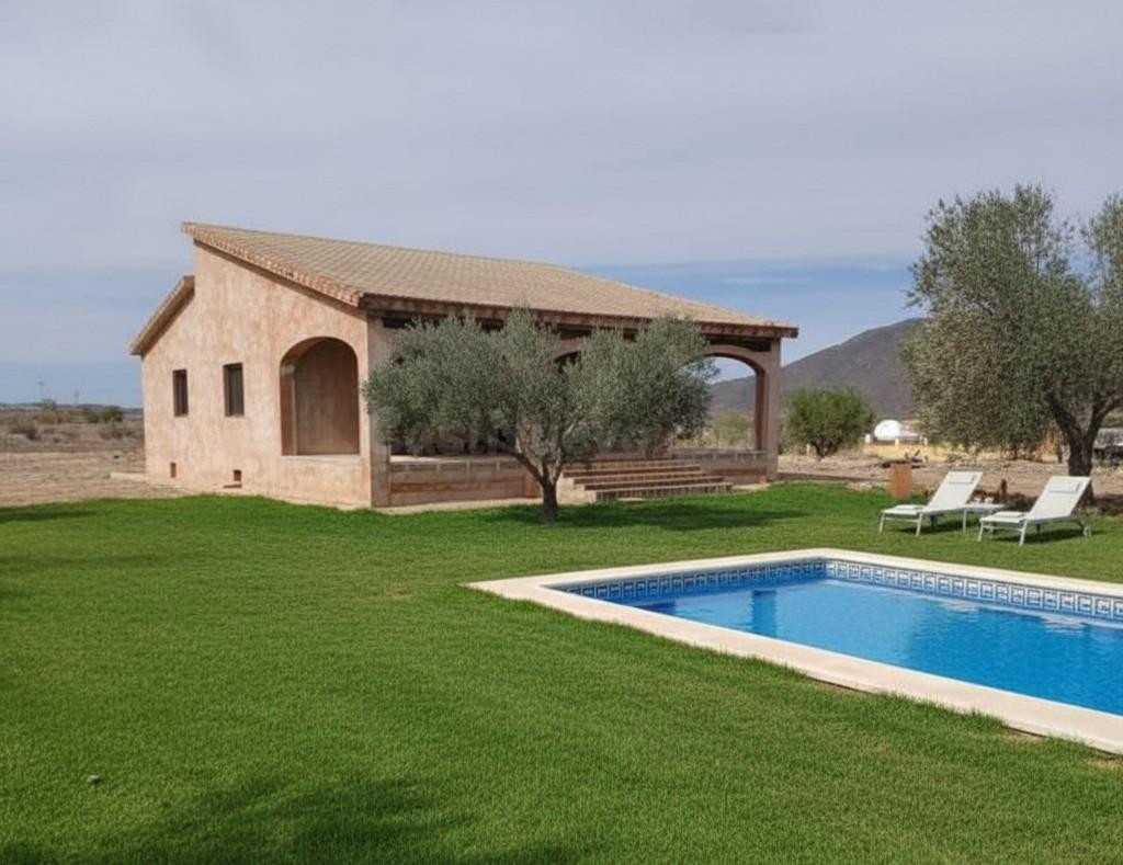 OCASIÓN ÚNICA !! VENTA CHALET PARA TERMINAR  EN OBRA