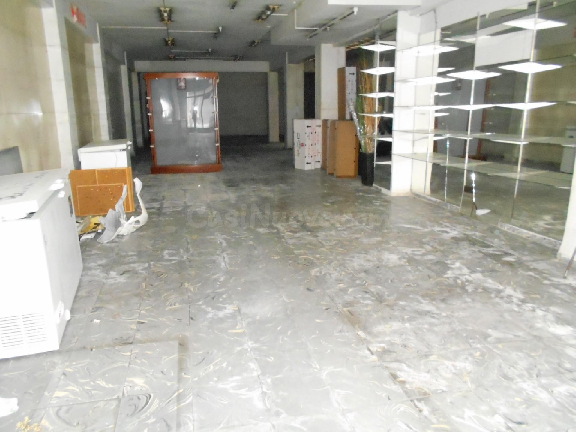 Local comercial 120m² en alquiler - Oliva nova