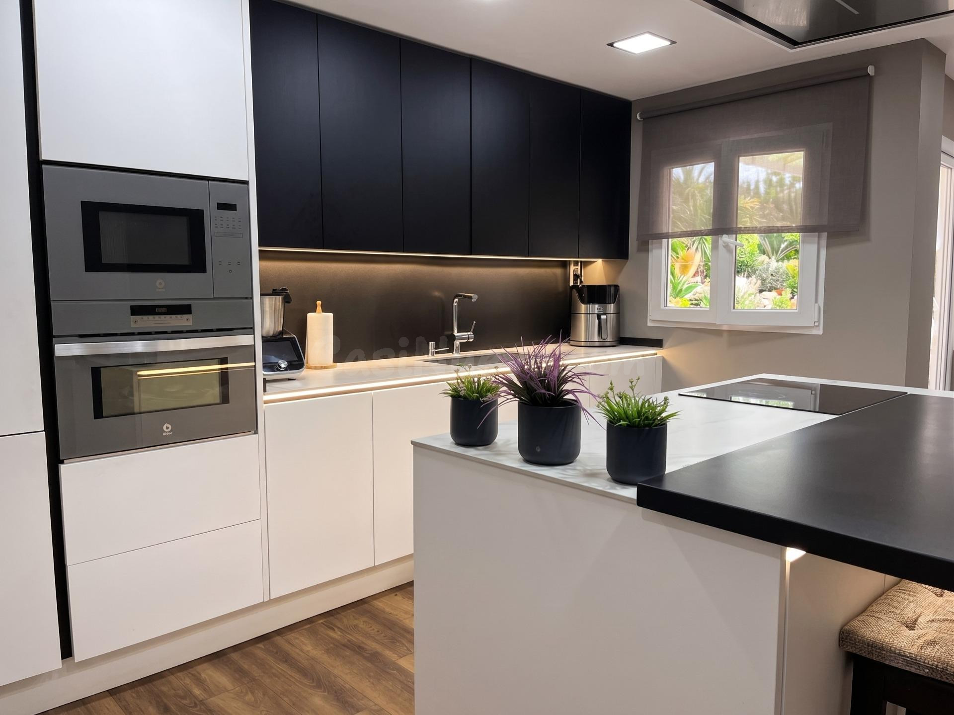 Impecable Piso Reformado en Elche - Ideal para Tu Familia ✨