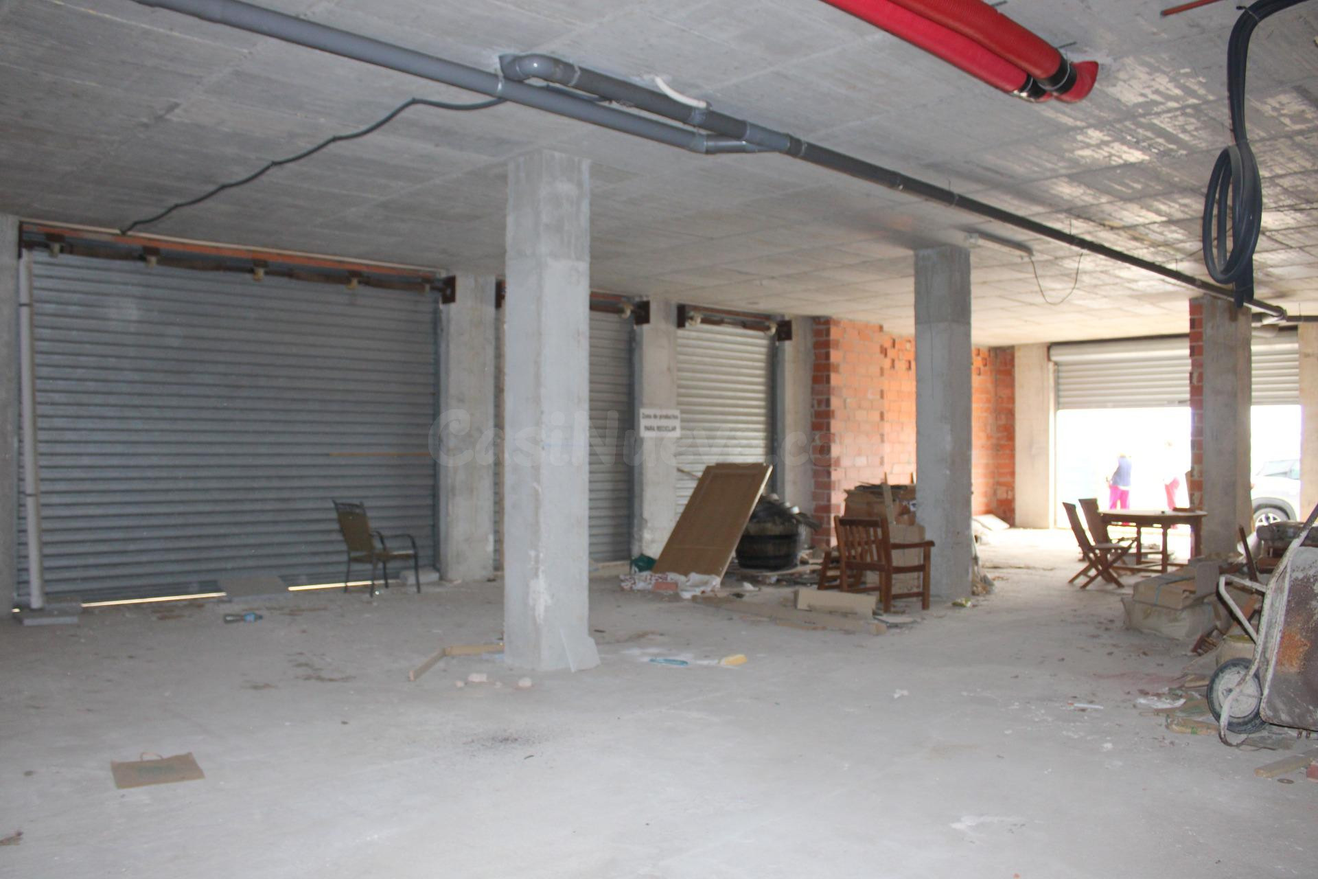 Local comercial 200m² en venta - Oliva, Zona de - Oliva