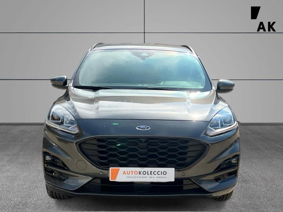Ford Kuga - foto 2