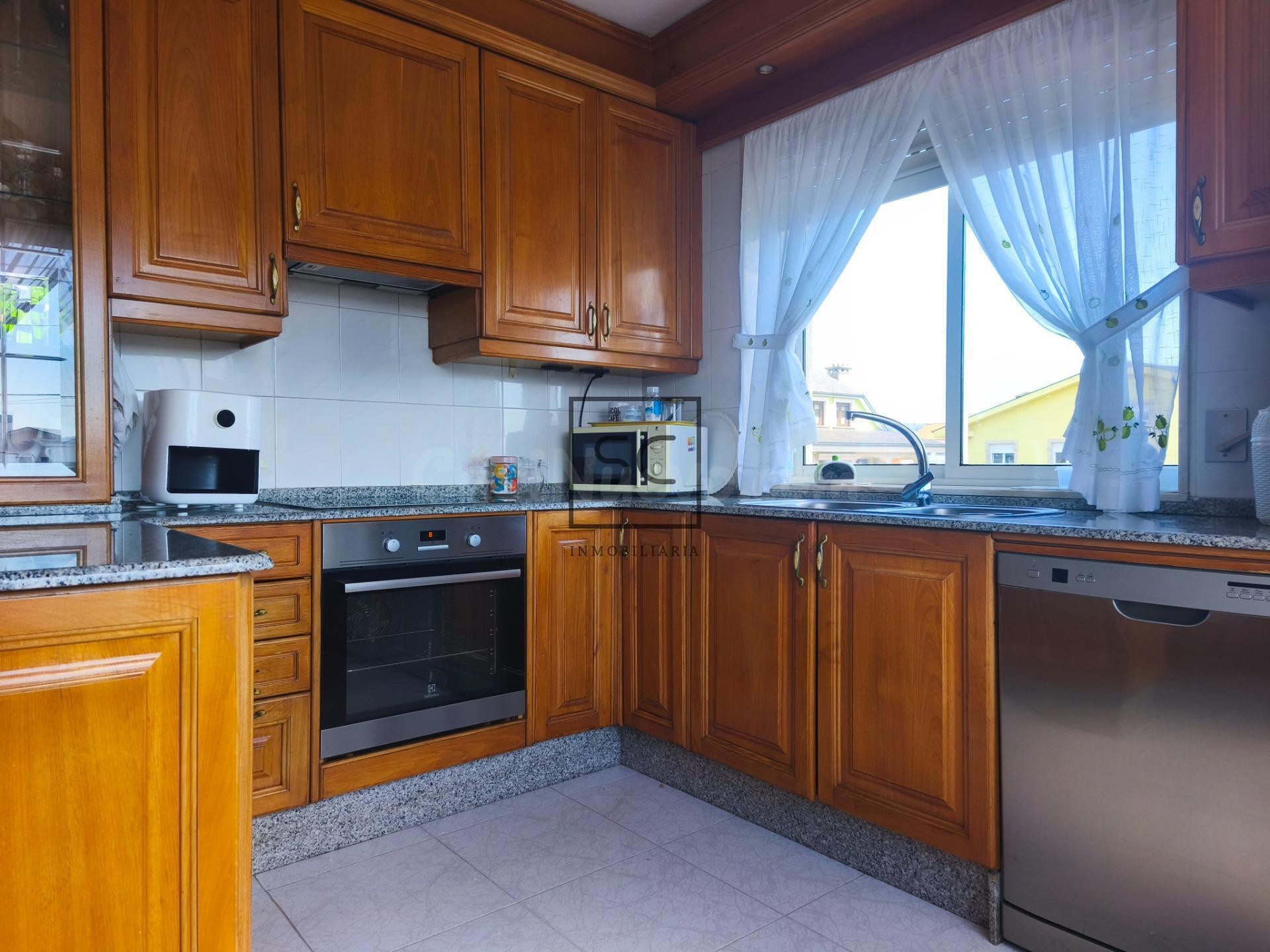 Chalet en la Faisca, Narón. - foto 4
