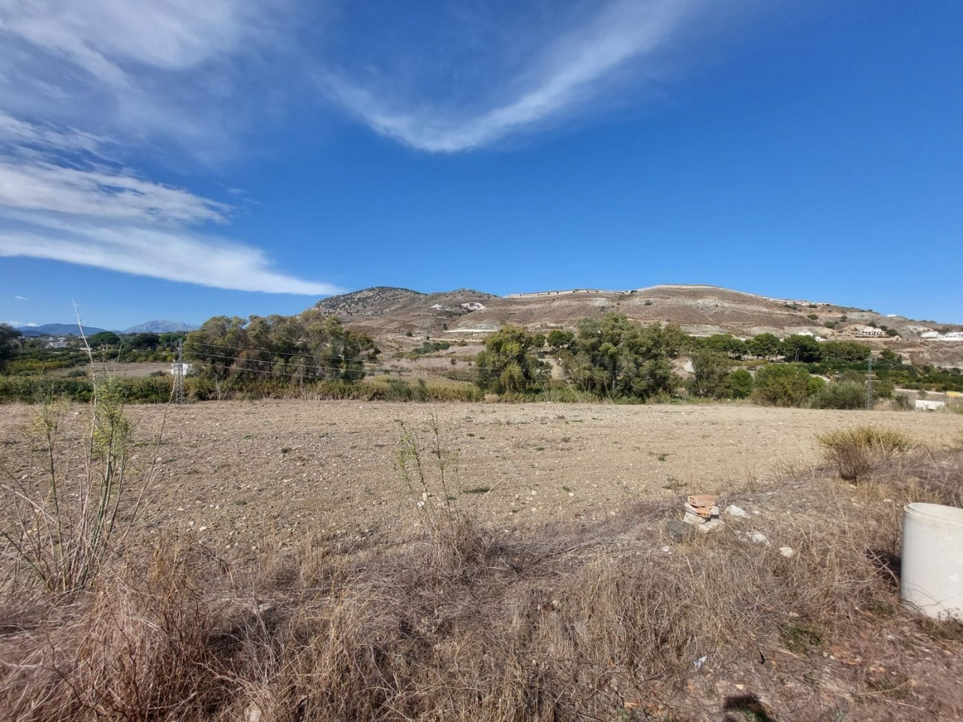 Esta en venta parcela 20000m2