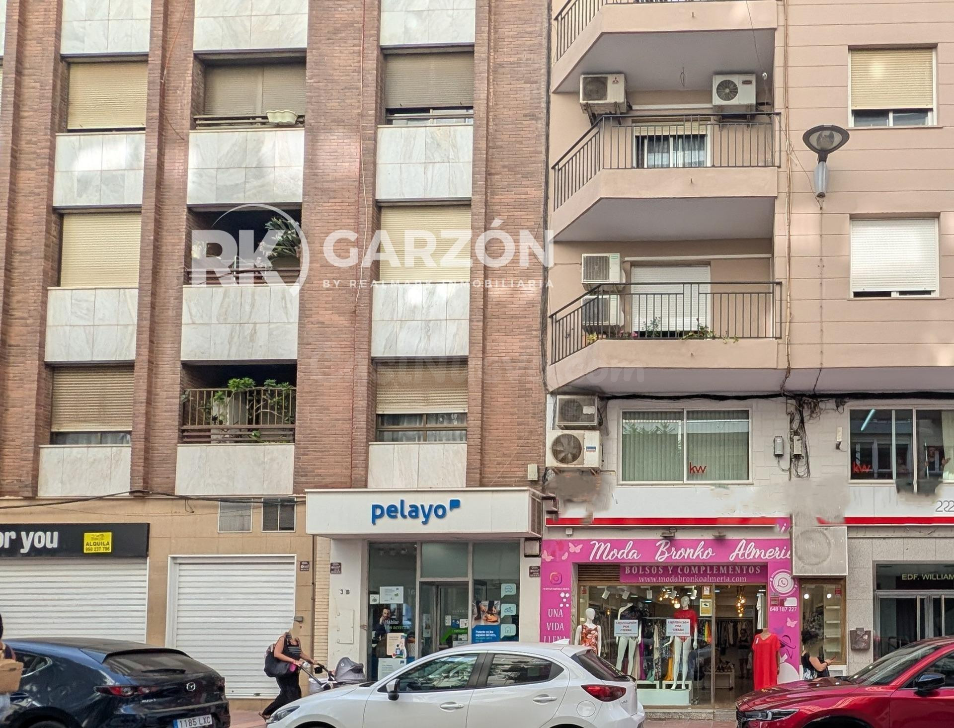 Local en el centro de Almería