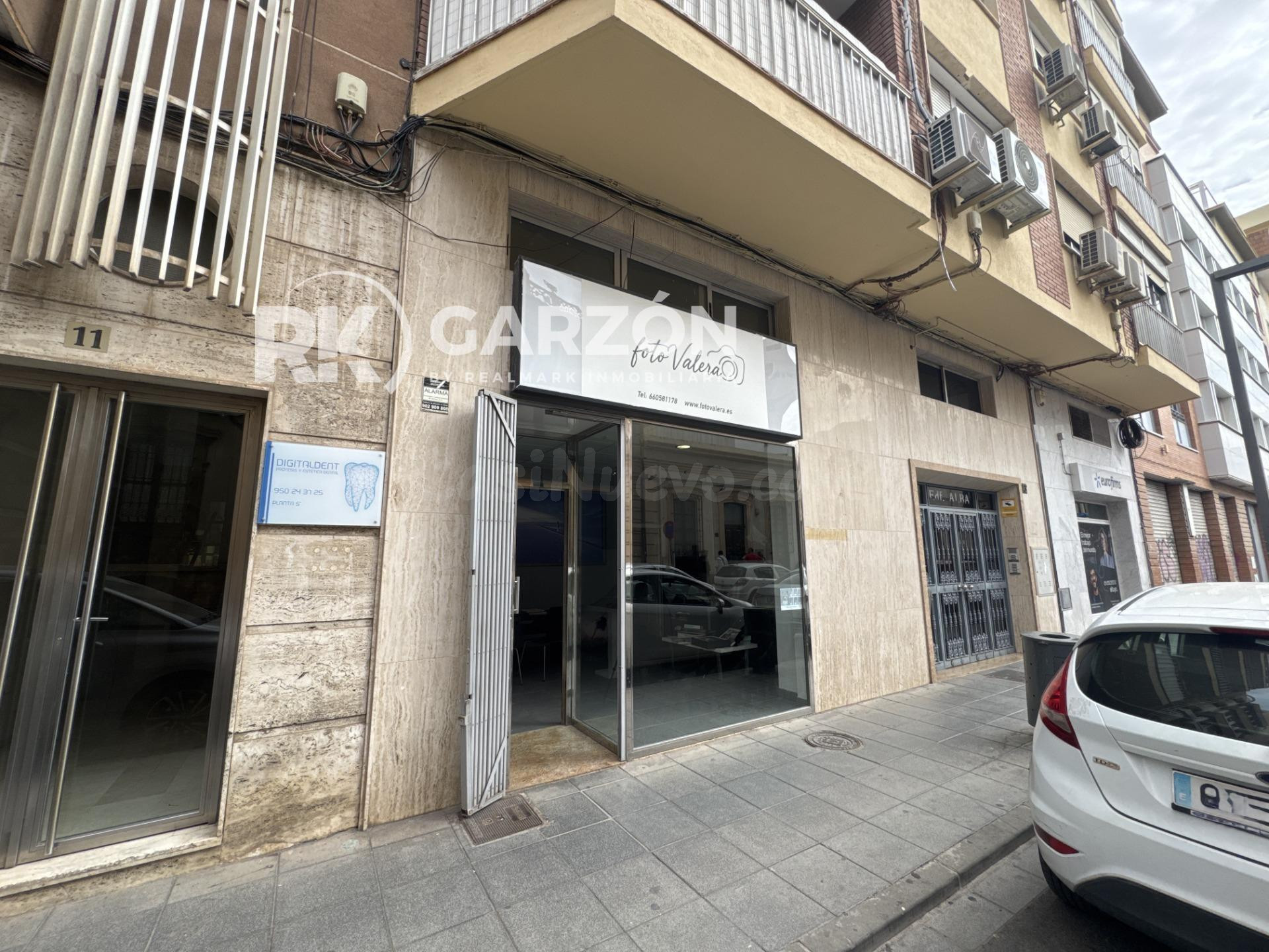 LOCAL EN VENTA EN PLENO CENTRO DE ALMERIA