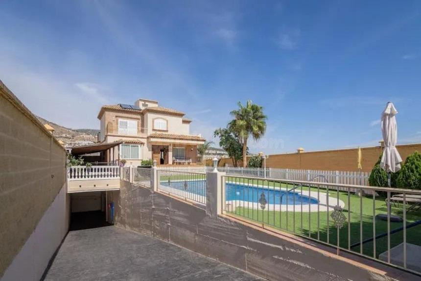 Villa con vistas al mar en Torrequebrada, Benalmadena