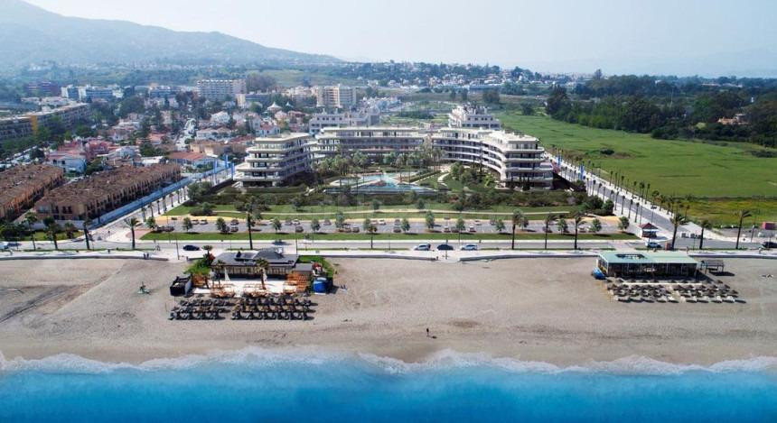 Piso de lujo a estrenar en 1a linea de la playa, Torremolinos