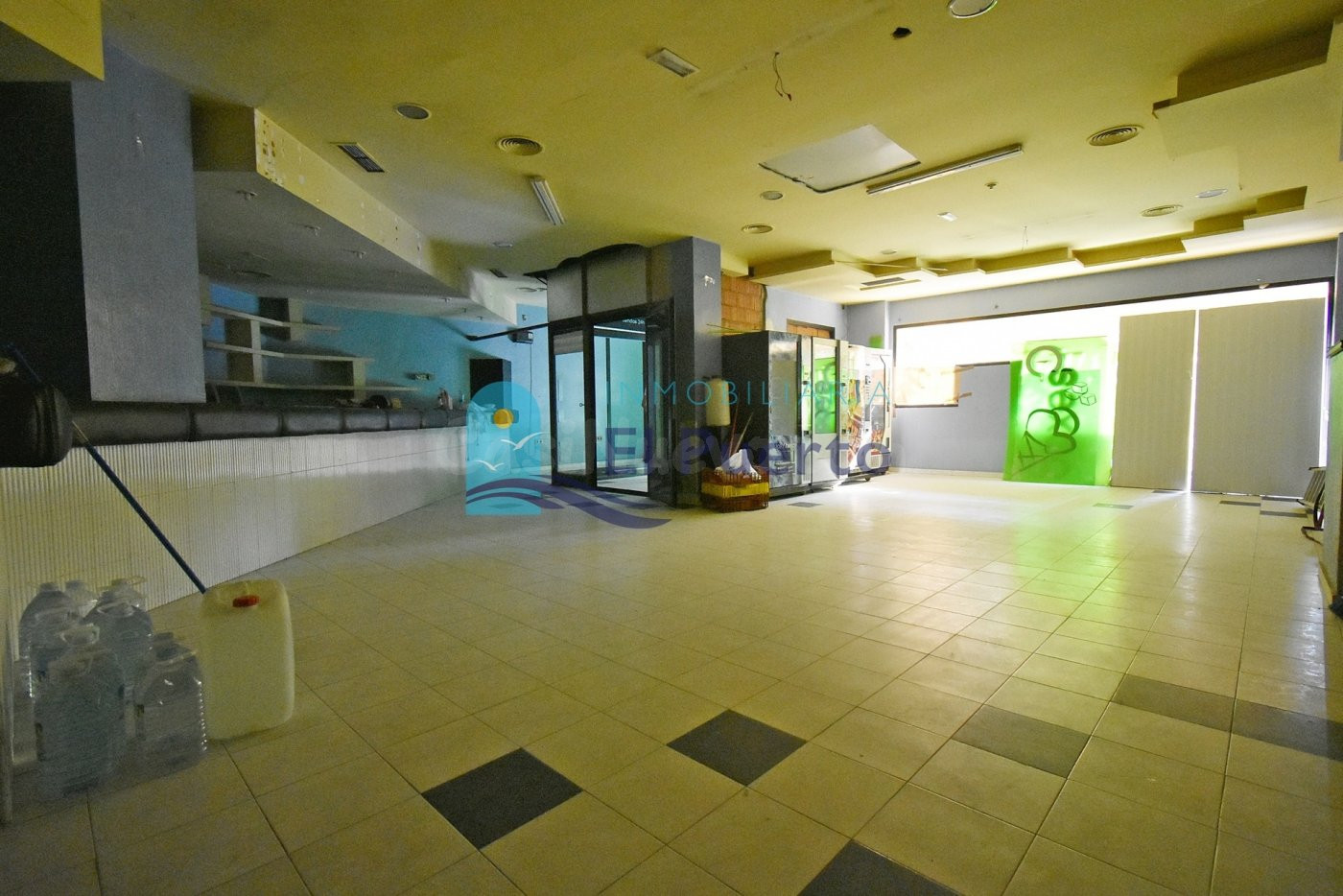 LOCAL COMERCIAL EN PLENO CENTRO DE MAZARRÓN – REF 1399