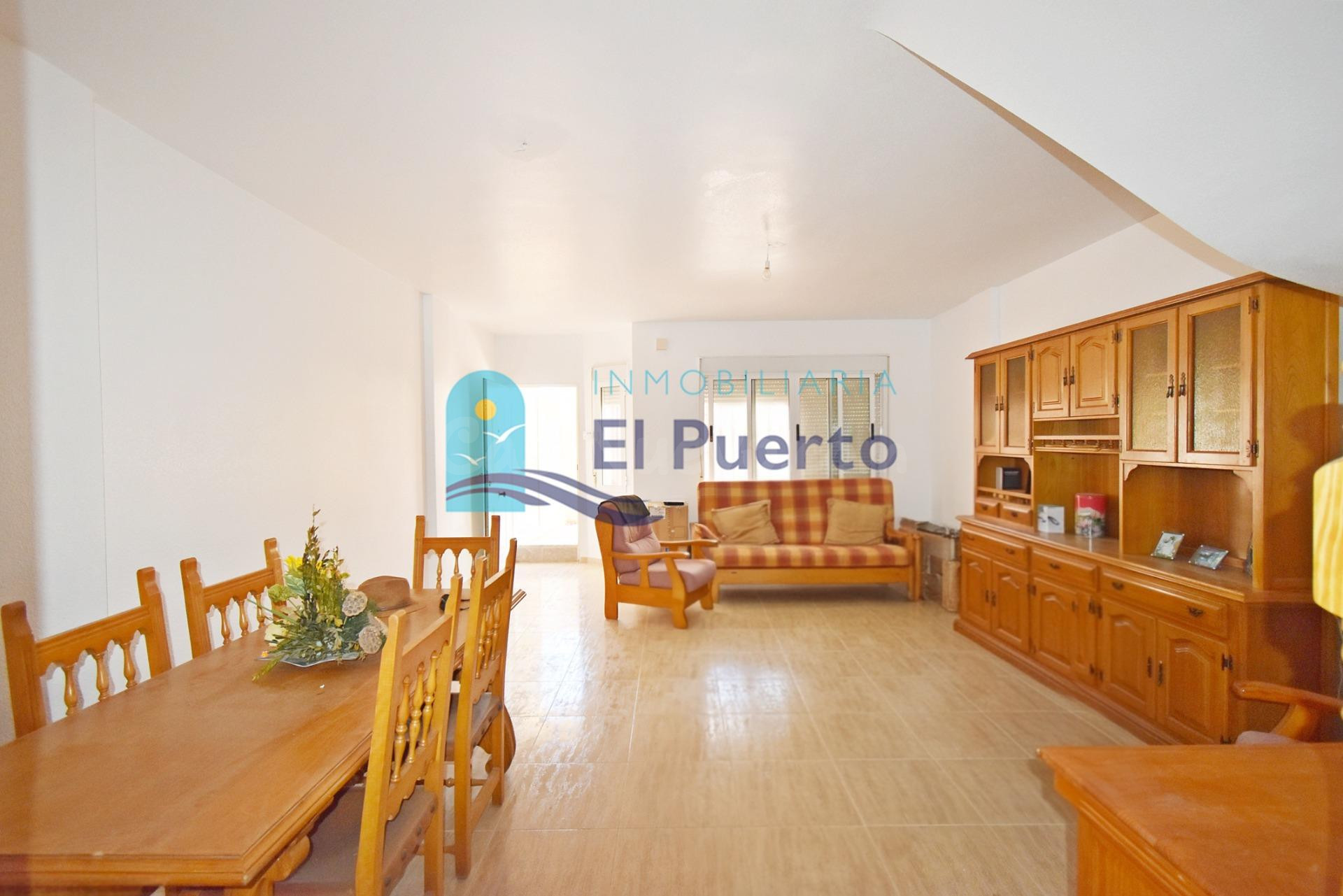 ESPECTACULAR TRÍPLEX EN PUERTO DE MAZARRÓN CON PLAZA DE APARCAMIENTO EXTERIOR – REF 442