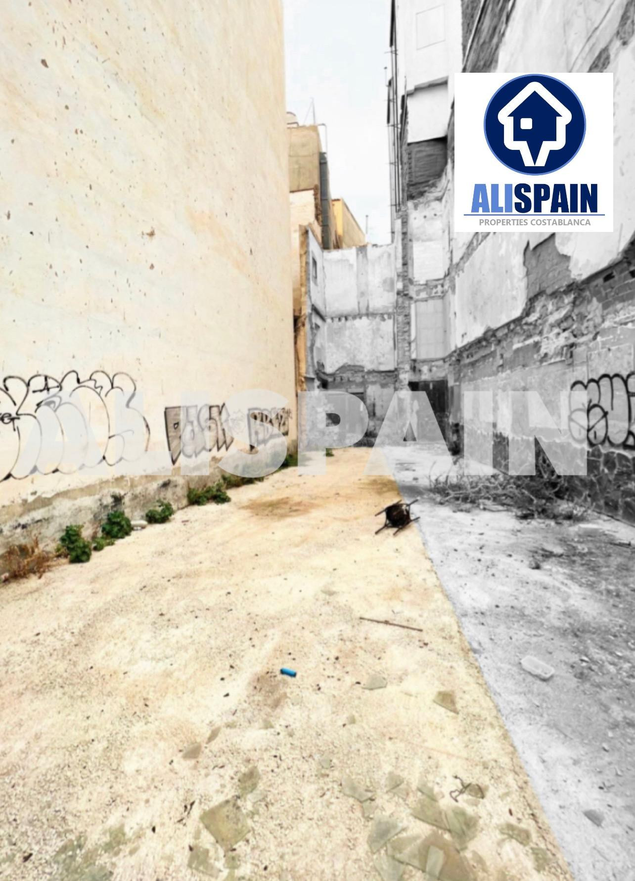 GRAN OPORTUNIDAD. Solar CON PROYECTO Y LICENCIA DE OBRAS en el CASCO ANTIGUO