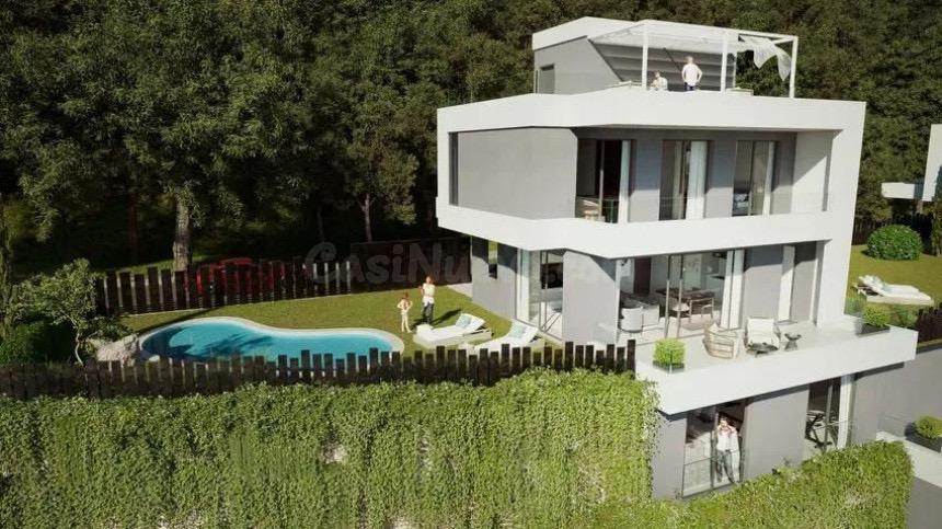 Obra nueva de villas independientes en Torreblanca, Fuengirola