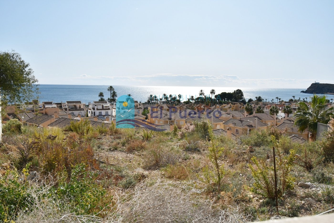 SOLAR A LA VENTA CON UN PROYECTO DE OBRA !!  VISTAS AL MAR!! REF. 1310