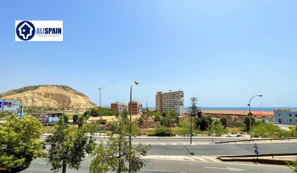 ESPECTACULAR OPORTUNIDAD - VISTAS DESPEJADAS AL MAR - VIRGEN DEL SOCORRO PLAYA POSTIGUETALICANTE