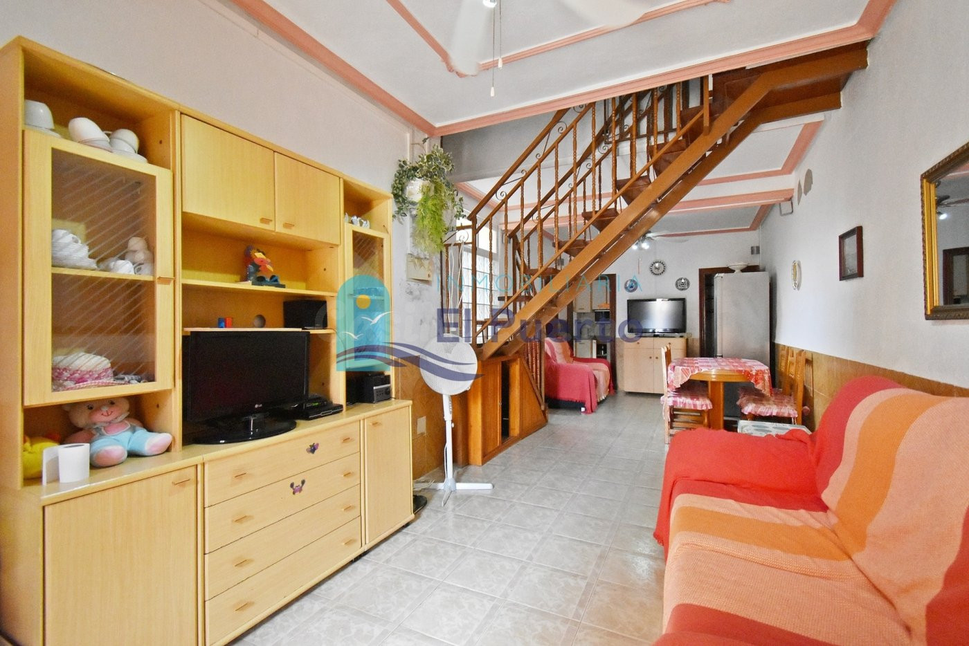 DÚPLEX DE 4 DORMITORIOS MUY CERCA DE LA PLAYA - REF 110