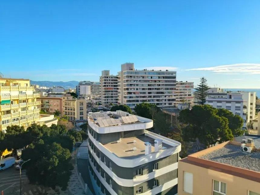 Luminoso piso reformado en ZONA LOMA DE LOS RISCOS – Torremolinos