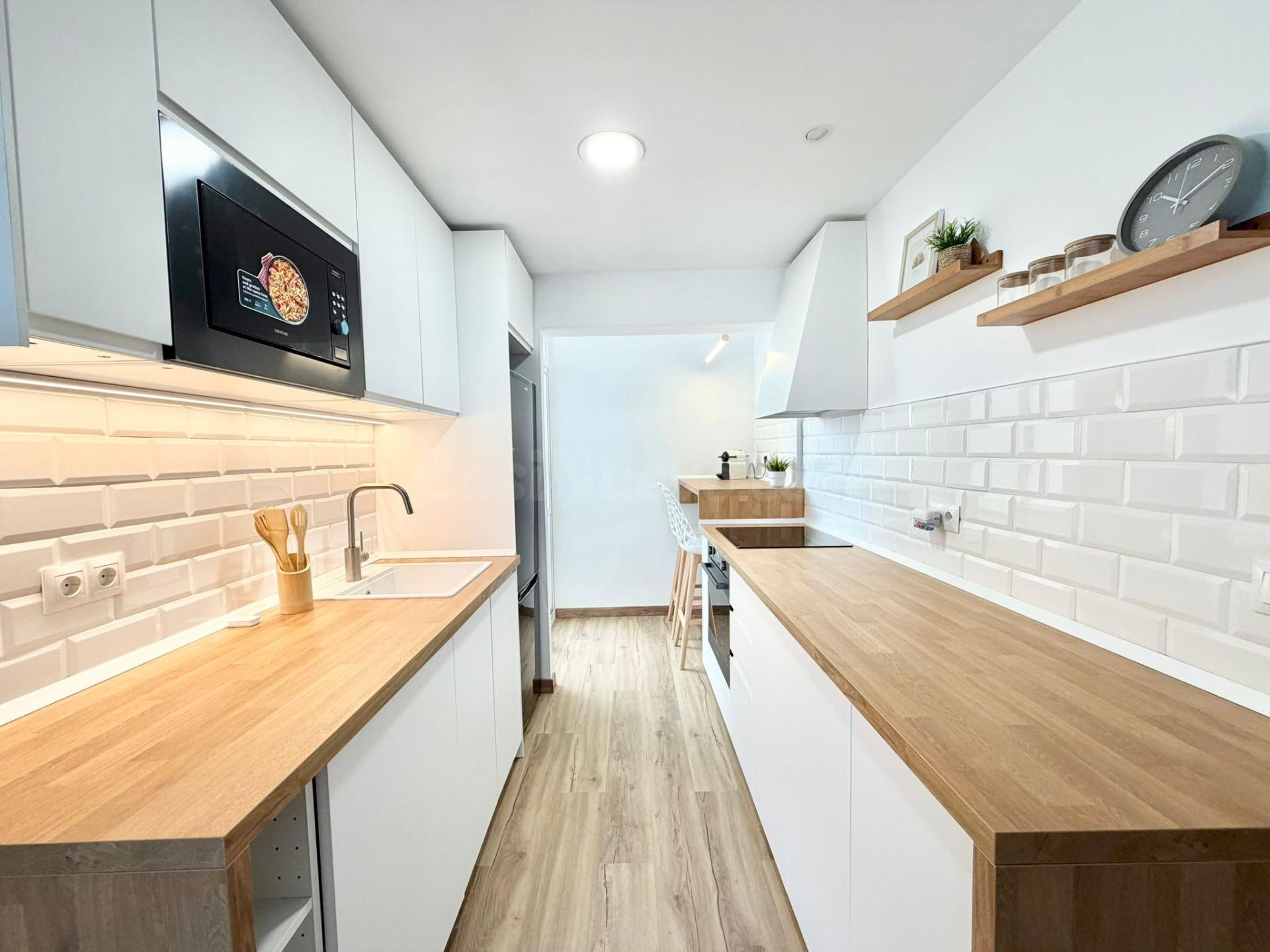 Apartamento en centro Benalmadena 2 dormitorios.Totalmente renovado