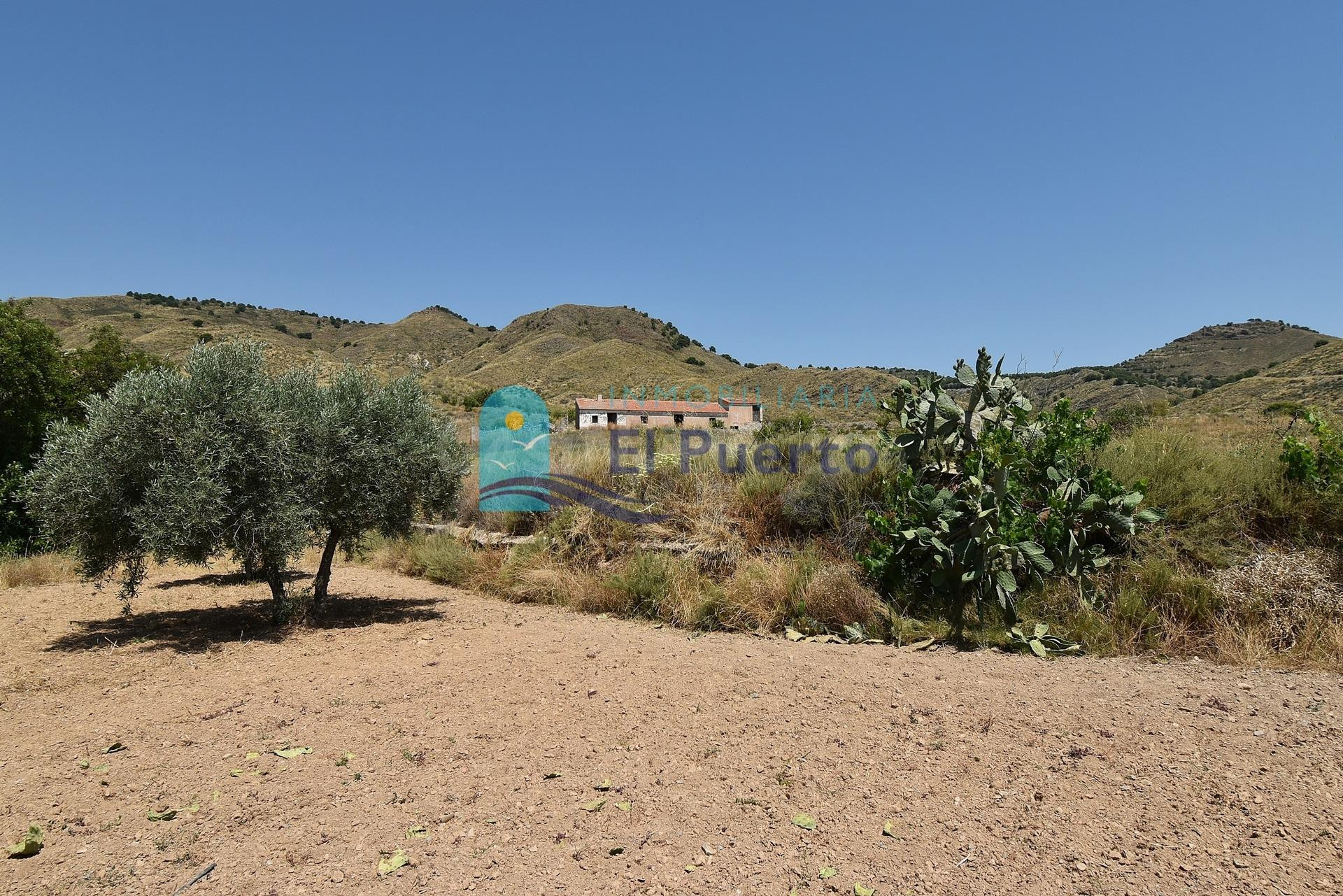 OPORTUNIDAD ÚNICA EN UN ENTORNO RURAL -REF. 17