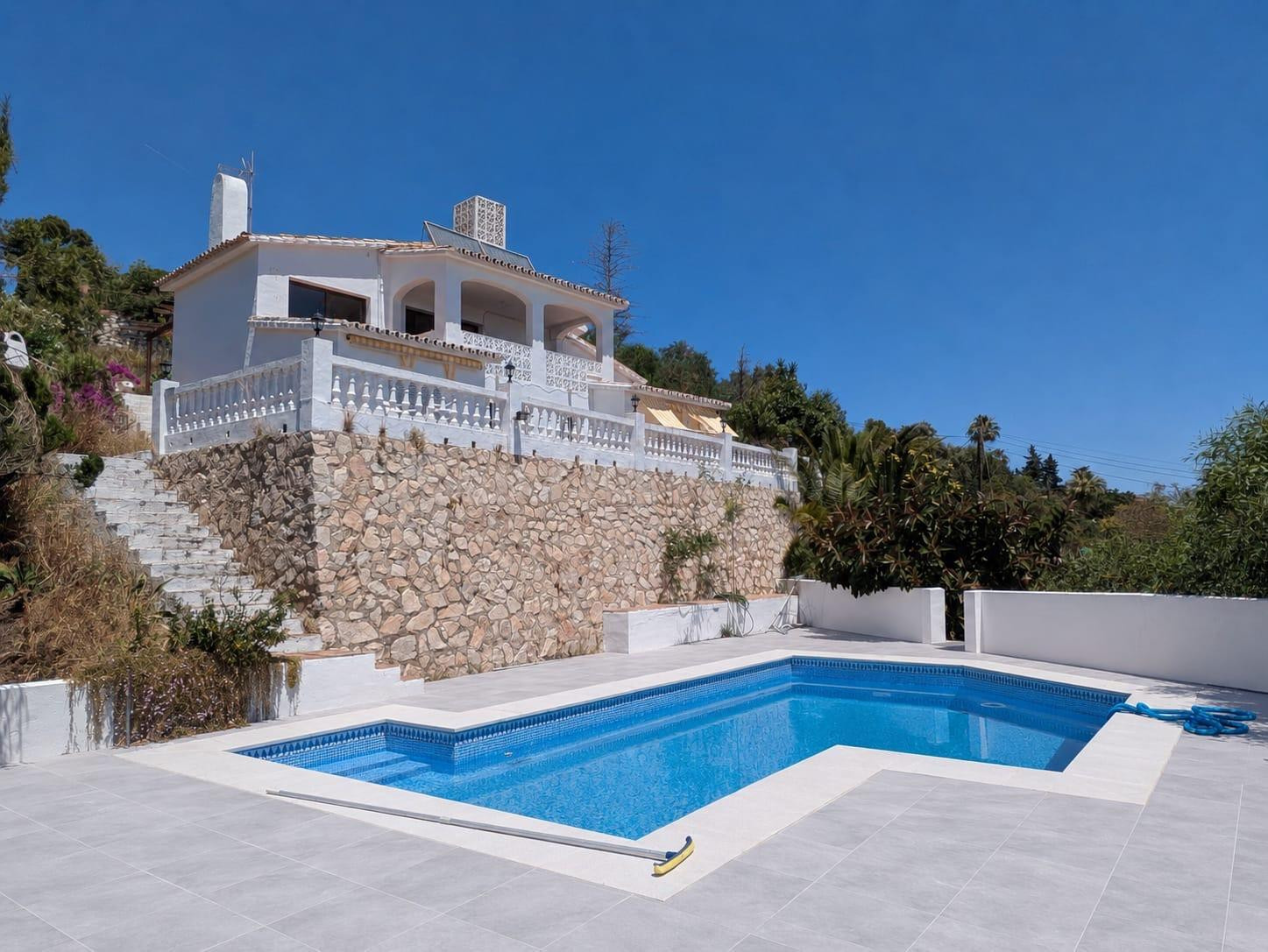 Espléndida Villa con Vistas al Mar en El Higuerón - Capellania