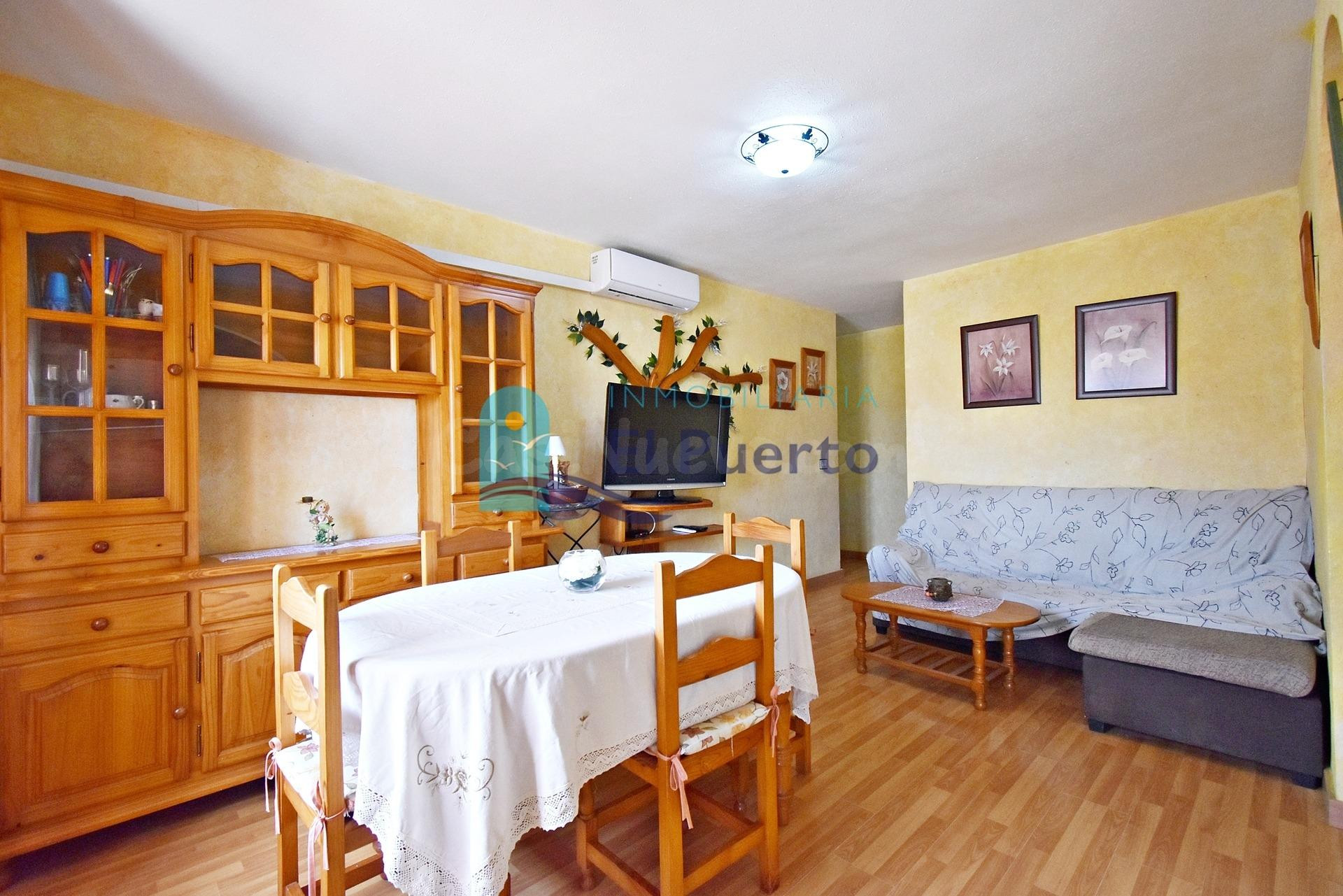 BONITO APARTAMENTO REFORMADO A 400 M DE LA PLAYA DE LA ISLA – REF 245