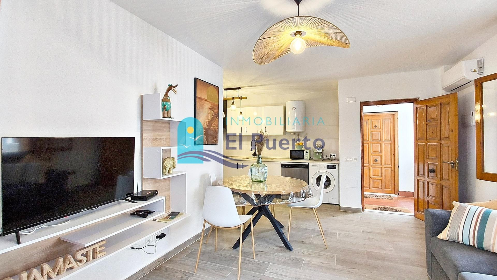 ÁTICO REFORMADO Y CON VISTAS AL MAR EN EL ALAMILLO - REF 1728
