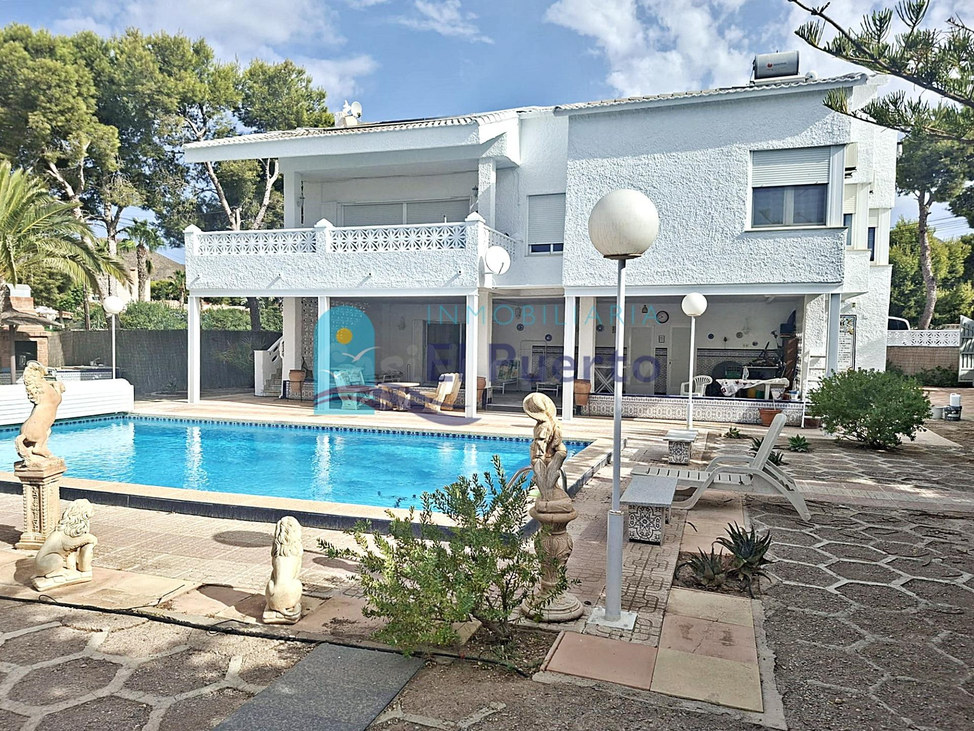 ESPECTACULAR CHALET CON PISCINA EN LA AZOHÍA - REF 1744