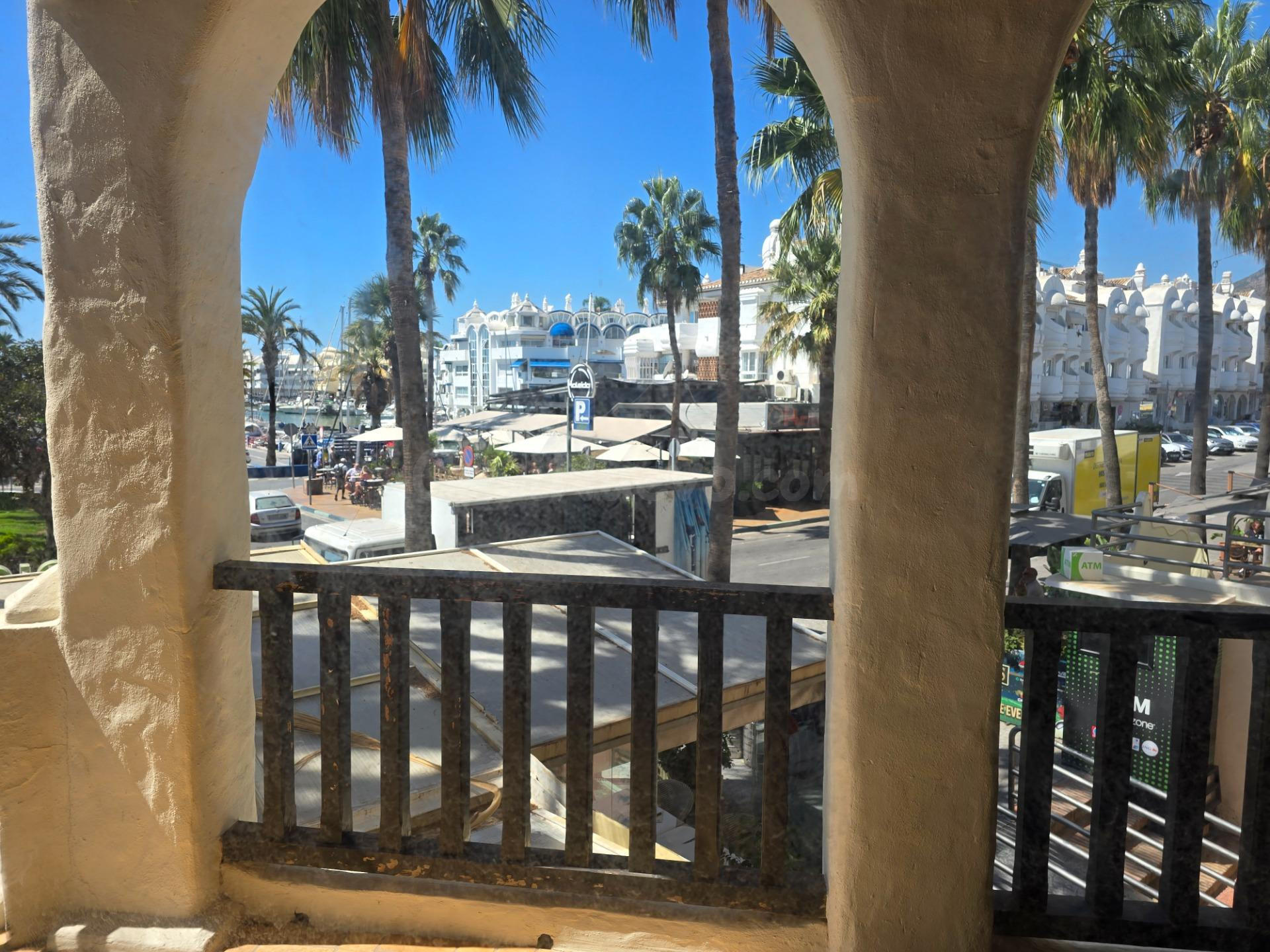 Local comercial 226m² en venta - Puerto Marina