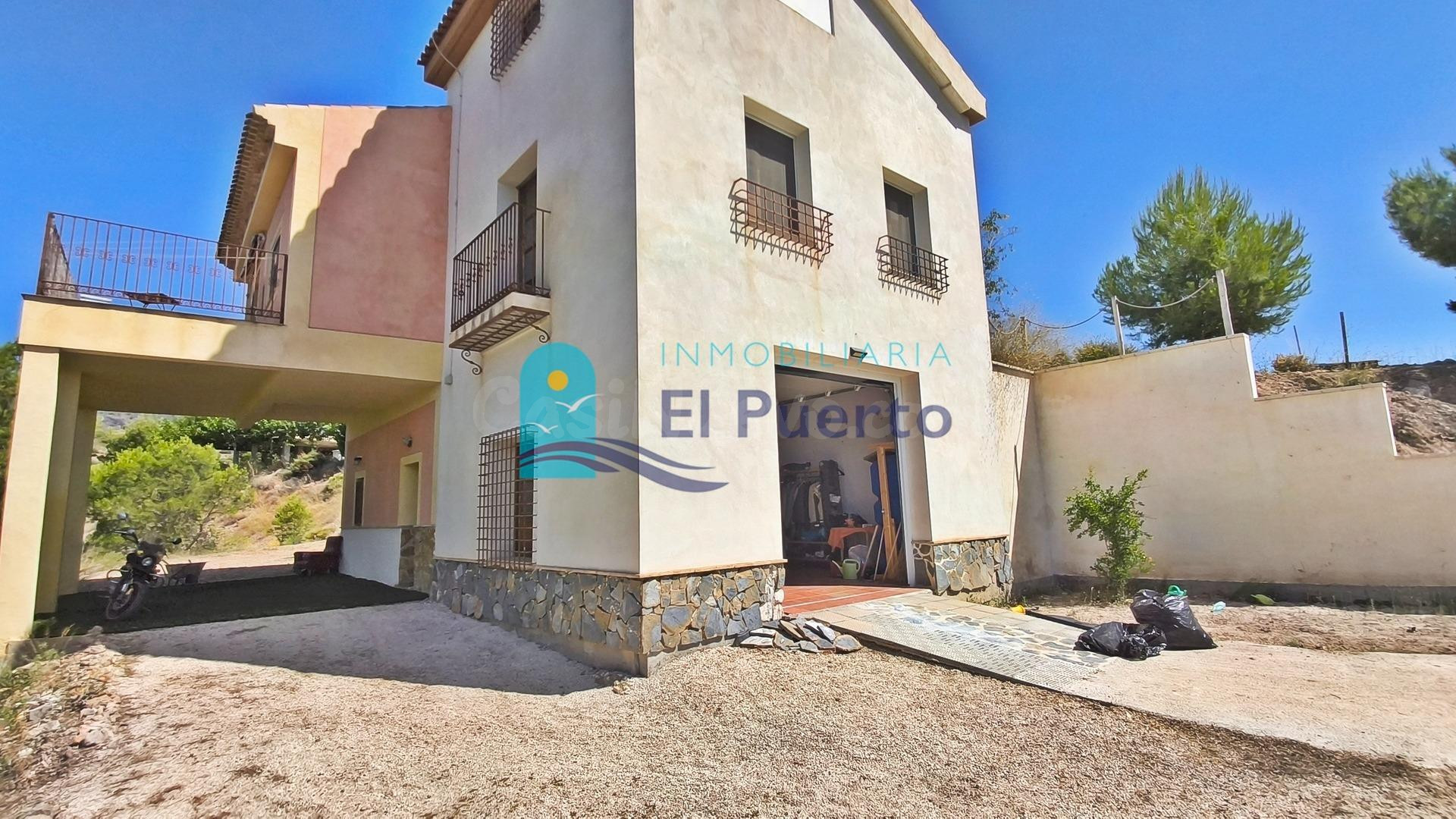 CASA DE CAMPO CON 5.455 m2 DE PARCELA EN TOTANA – REF. 1797