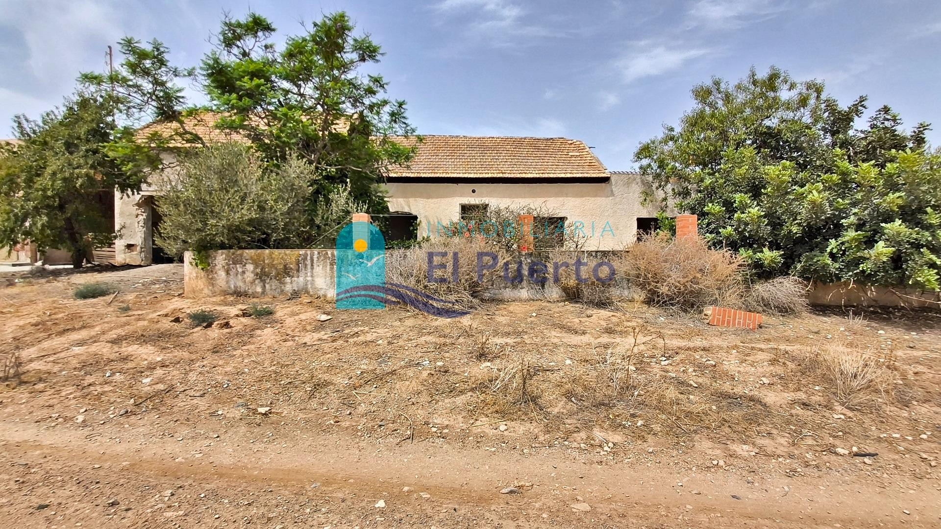 CASA DE CAMPO PARA REFORMAR CON PARCELA EN TALLANTE - REF 2029