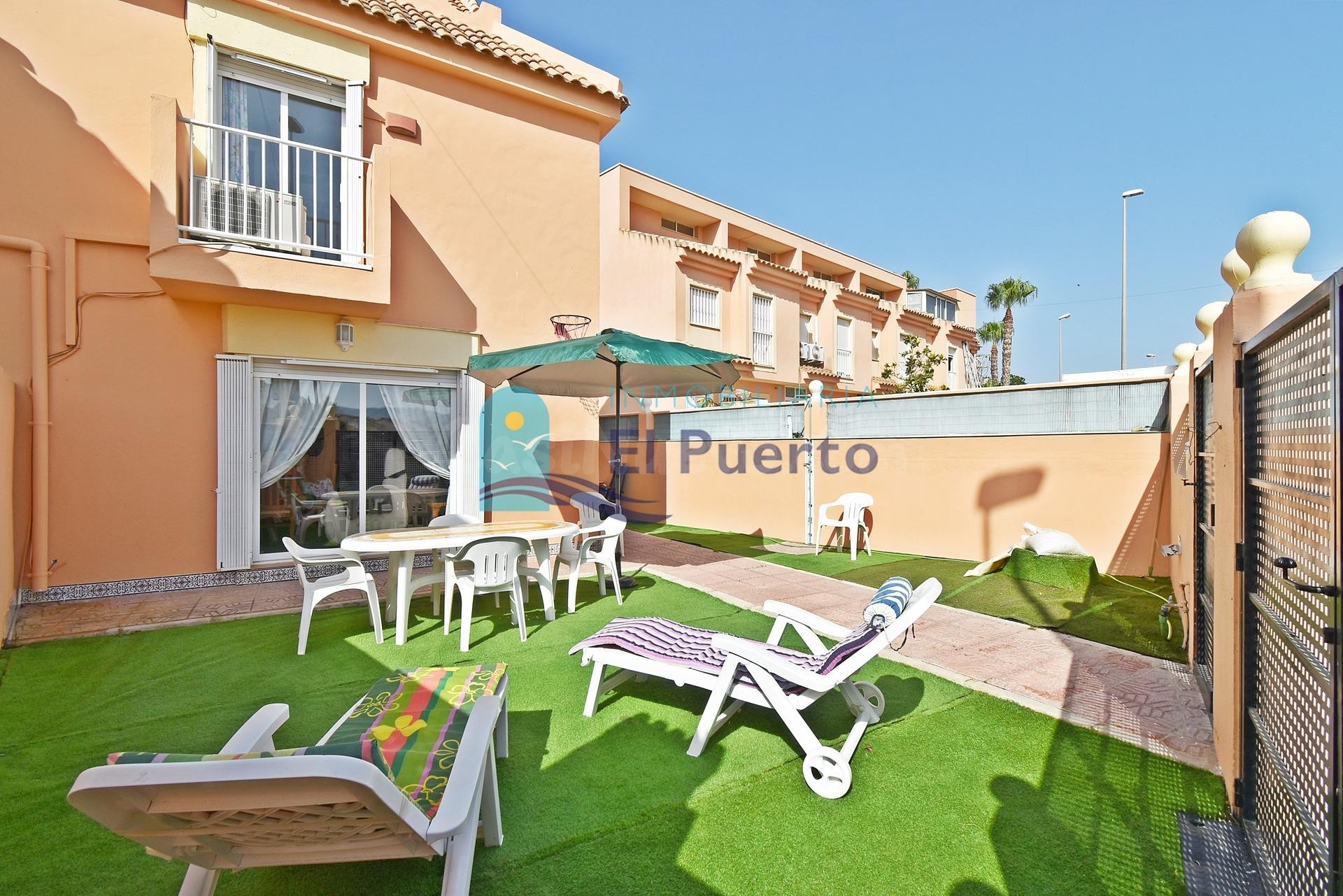 CHALET CON BUHARDILLA JUNTO A LAS PLAYAS DEL RIHUETE Y EL ALAMILLO – REF. 1818