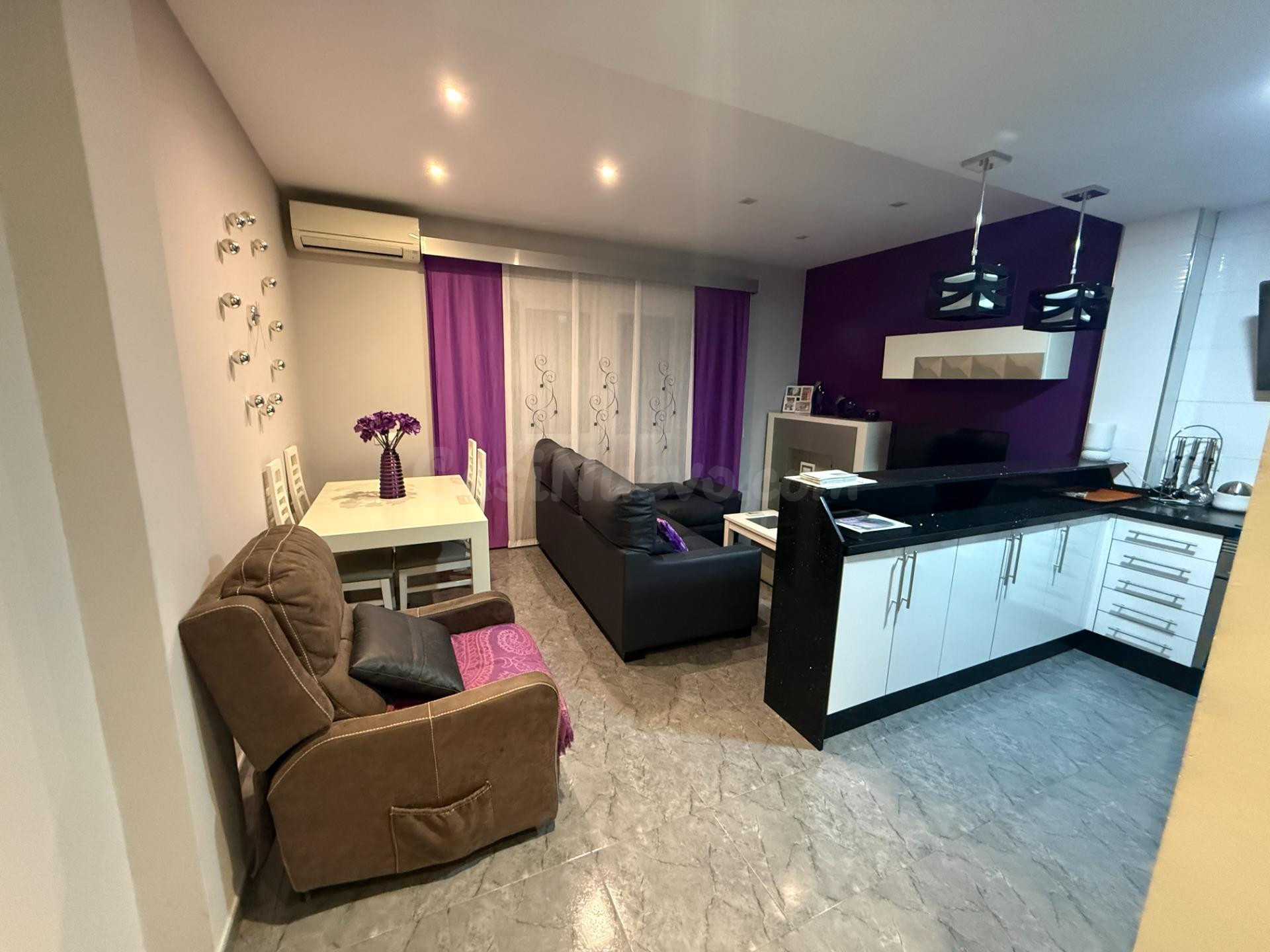 Alquiler vivienda reformada en la Malvarrosa — a 100 metros de la playa