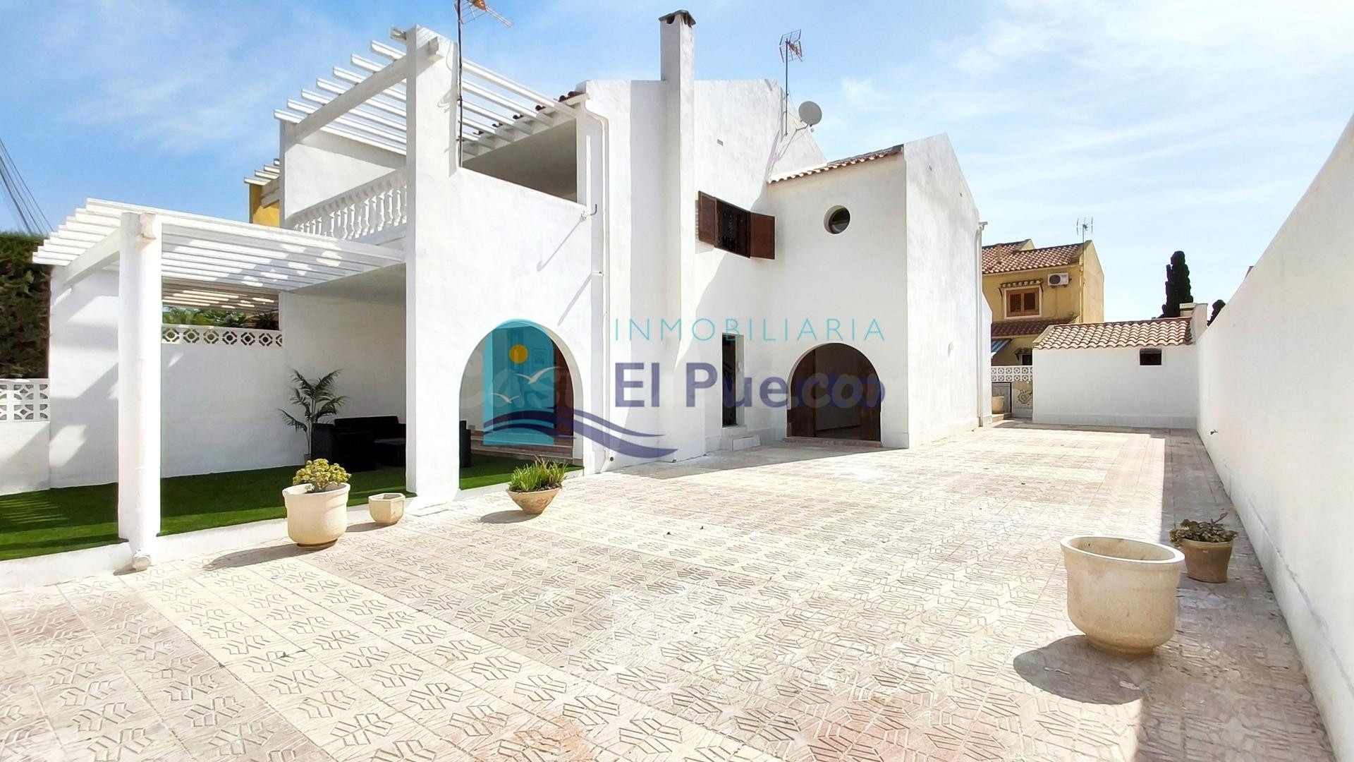 DÚPLEX CON GRAN PARCELA EN NARES – REF. 1820