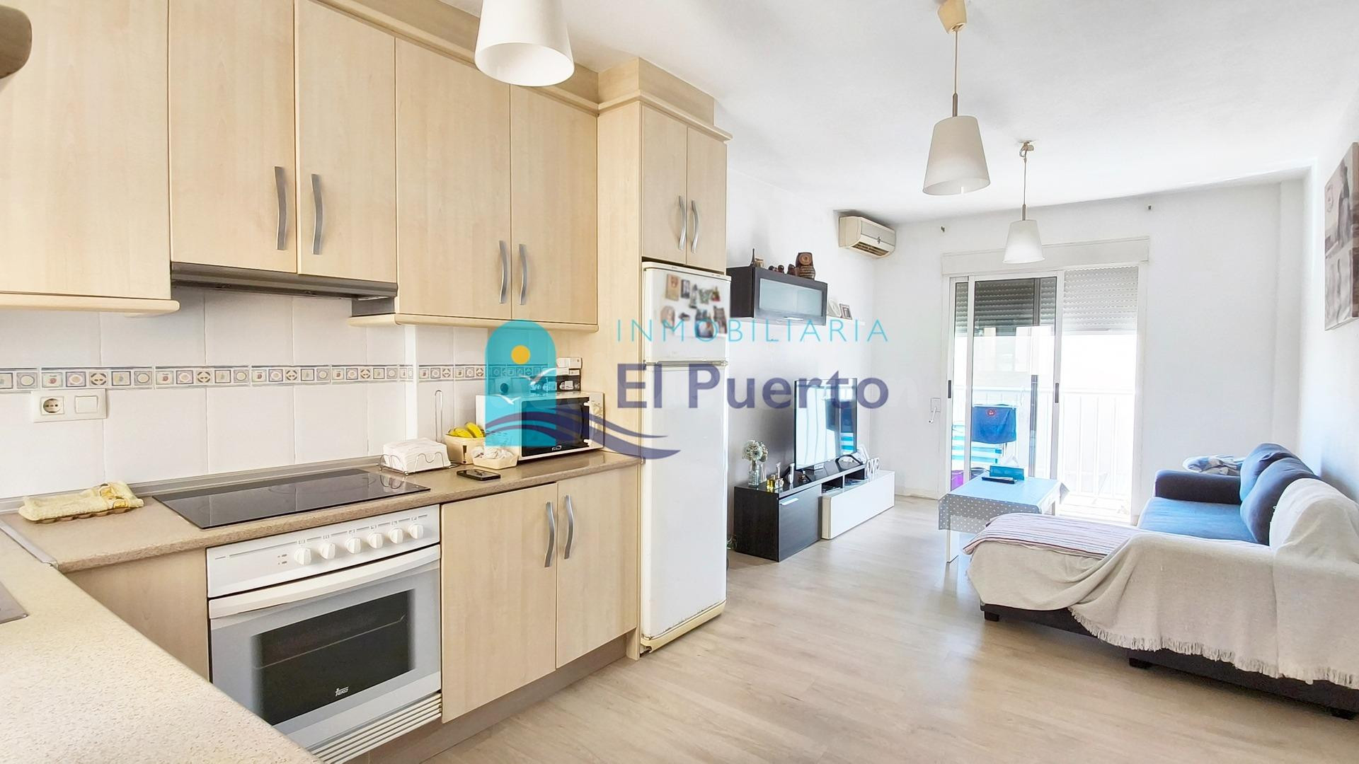 APARTAMENTO CERCA DE TODOS LOS SERVICIOS EN PUERTO DE MAZARRÓN - REF 1835