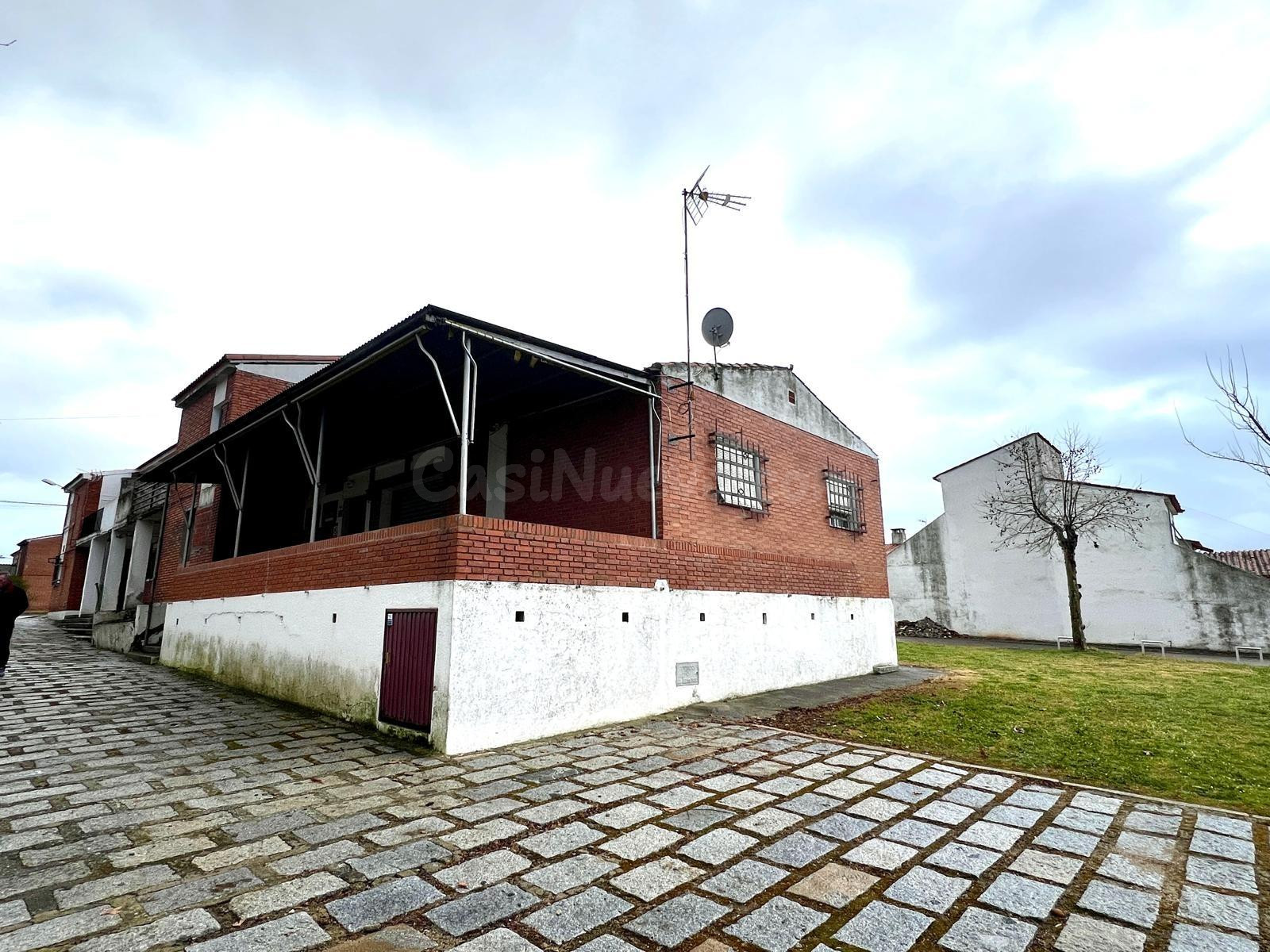 LOCAL COMERCIAL EN  PRADOCHANO