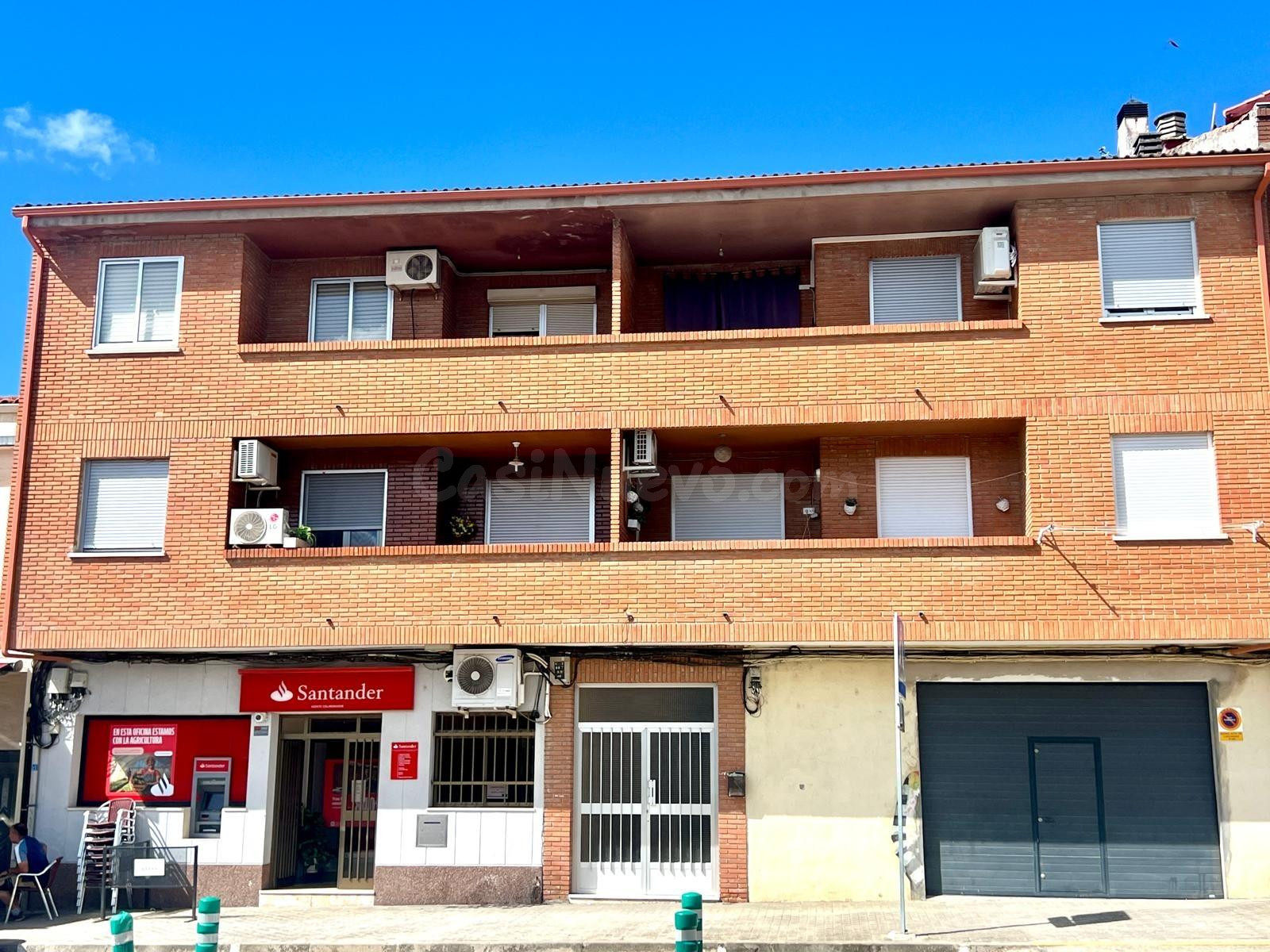 PISO EN VENTA EN CARCABOSO