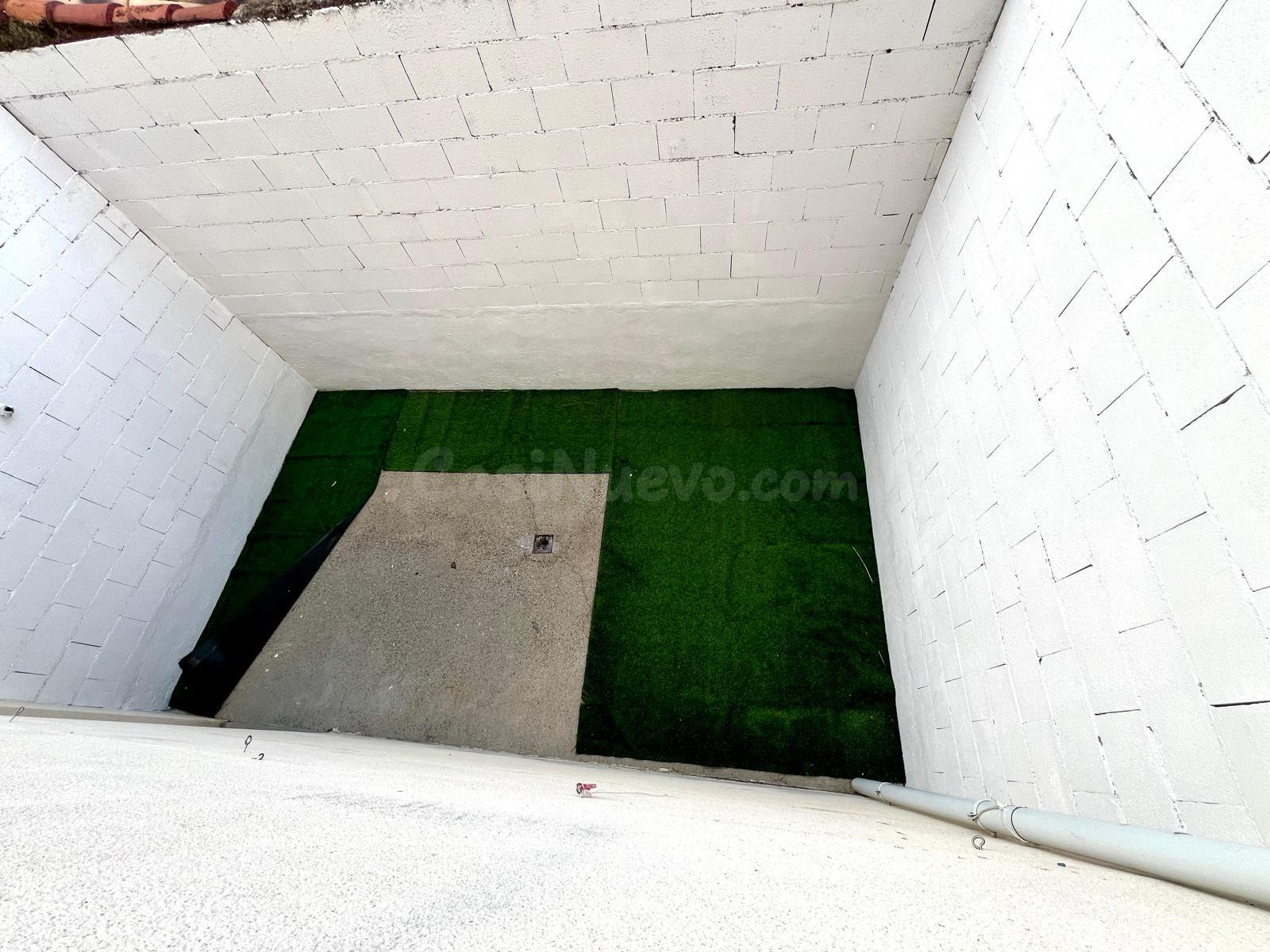 ADOSADO CON PATIO EN PLASENCIA - foto 4