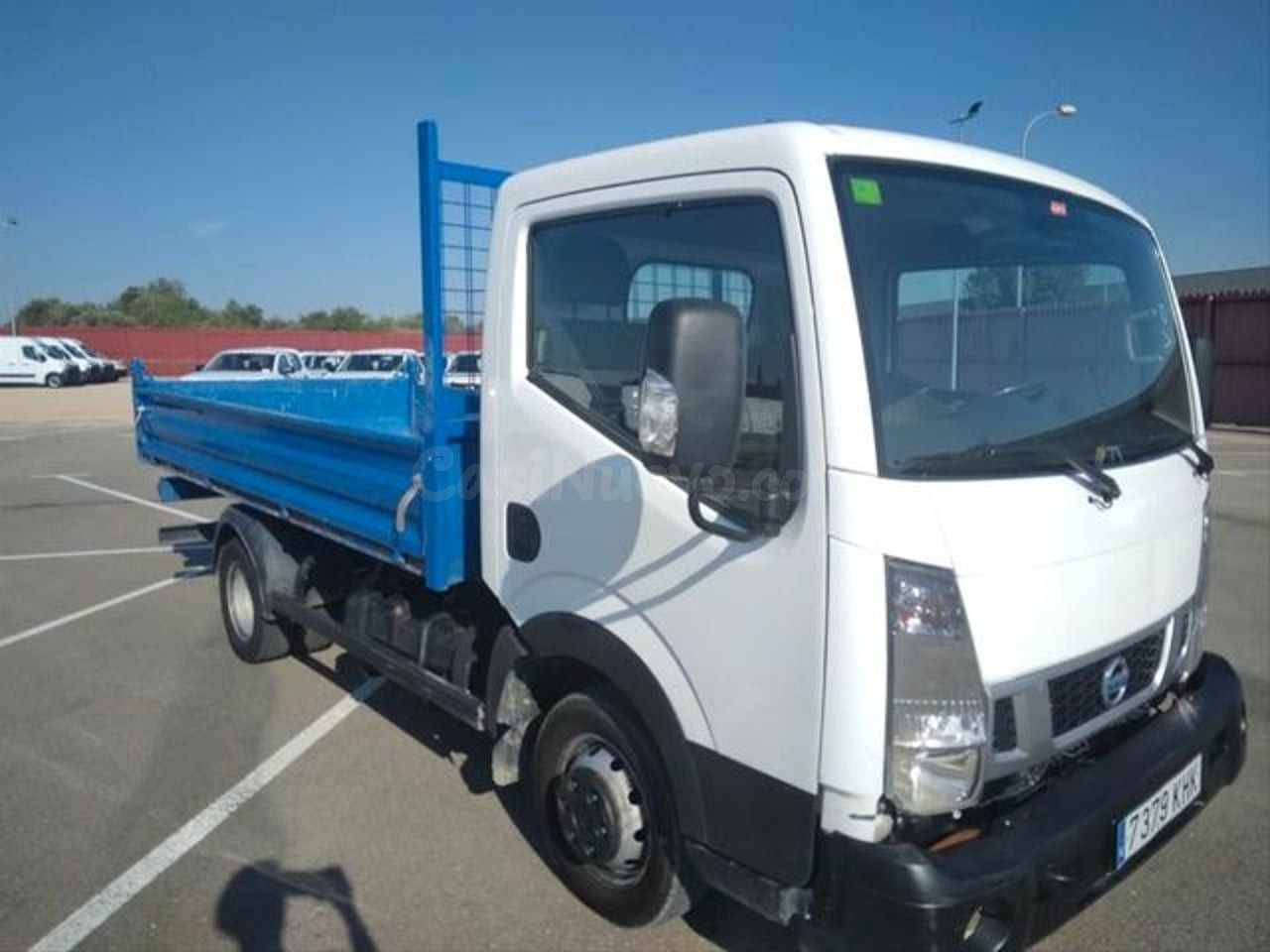 NISSAN NT400 35.131 Basico Caja Volquete Acero Corta (2017) - foto 3