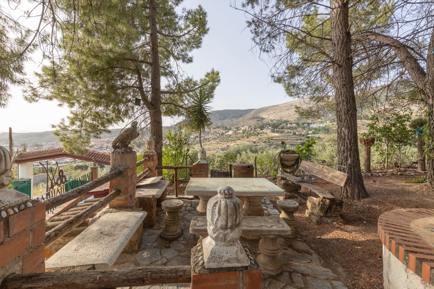 Se vende exclusiva vivienda en Alfacar – Cuesta de Víznar