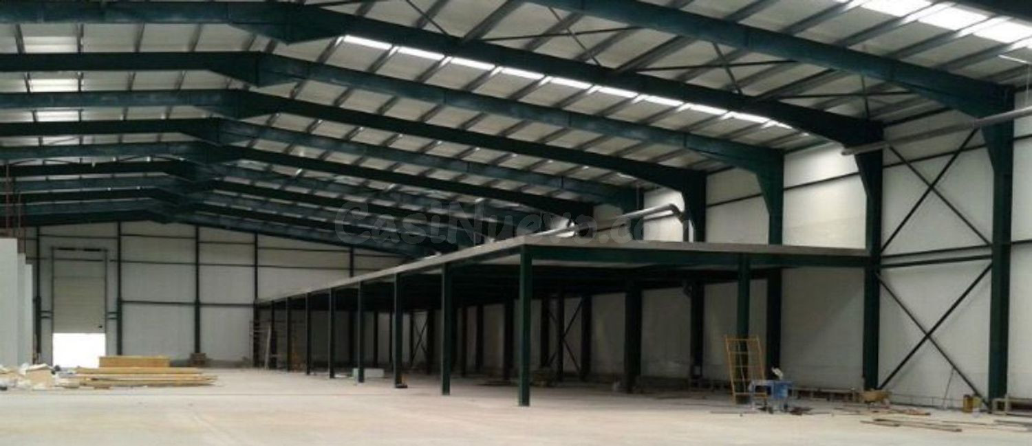 Local comercial 2100m² en venta - Rodalies castellbisbal