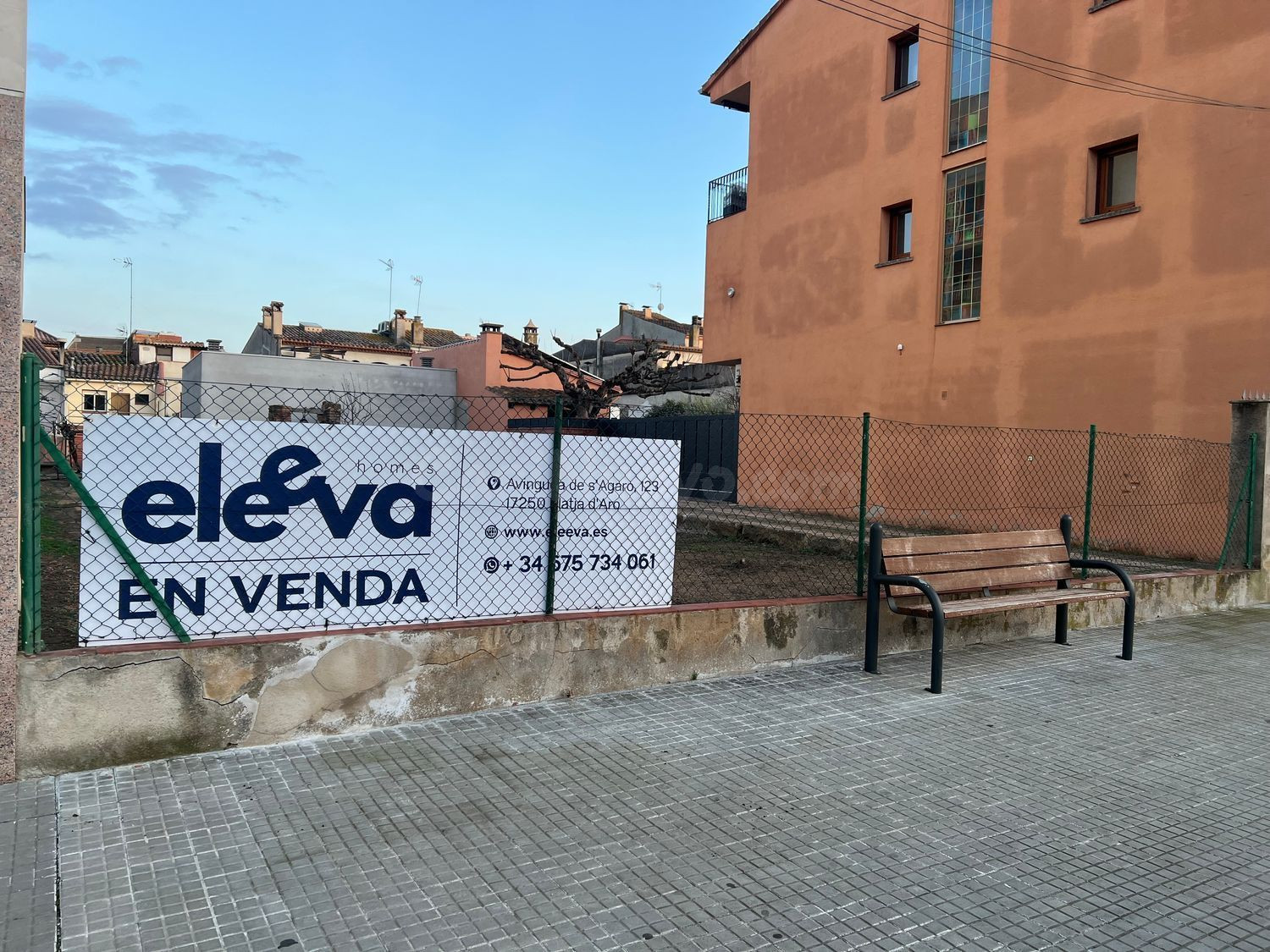 Terreno urbanizable 800m² en venta - Maçanet de la Selva