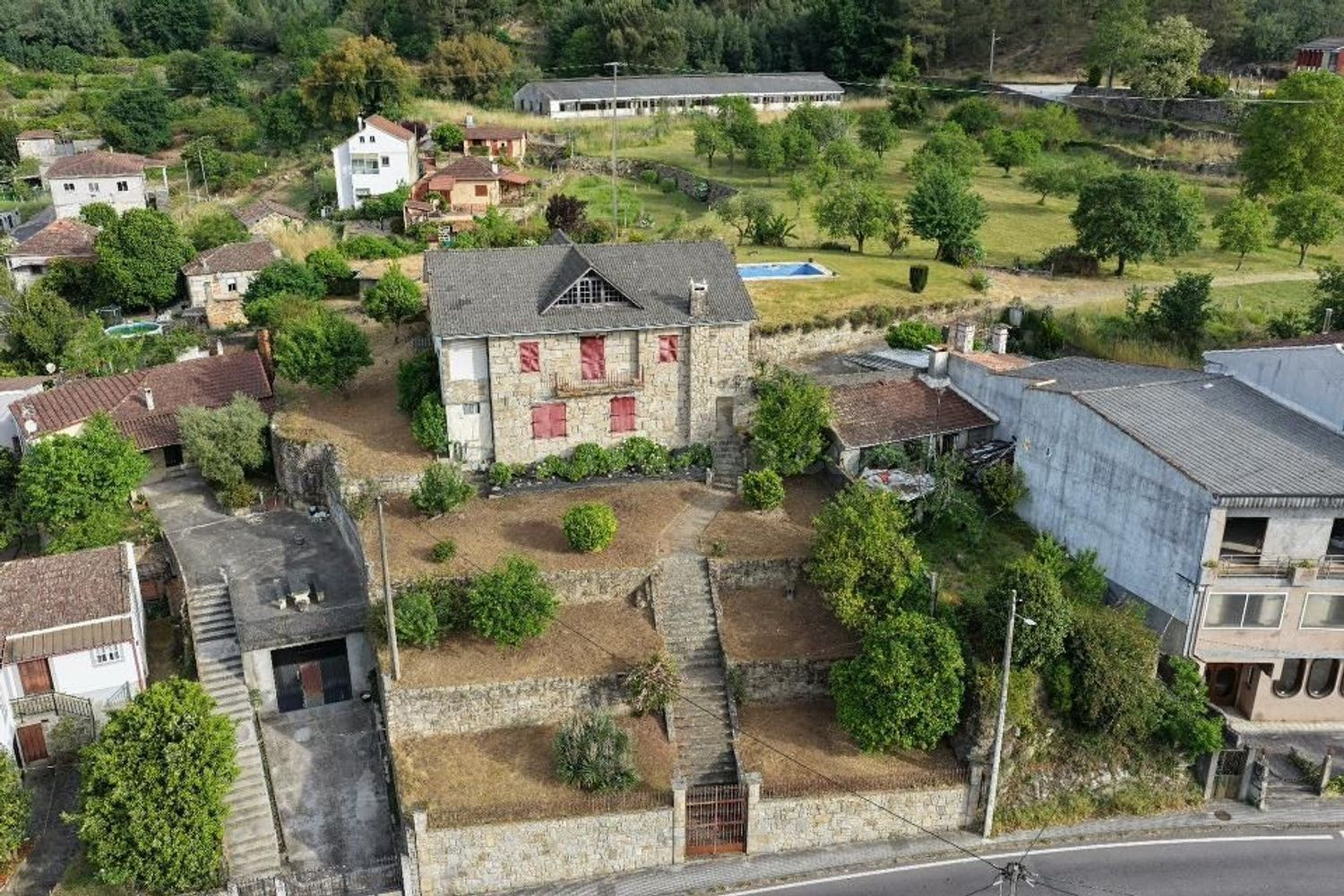 FINCA EN RIBADAVIA (RIBEIRO) – 12.000 m2 | PROYECTO ENOTURISMO / HOTEL BOUTIQUE / BODEGA