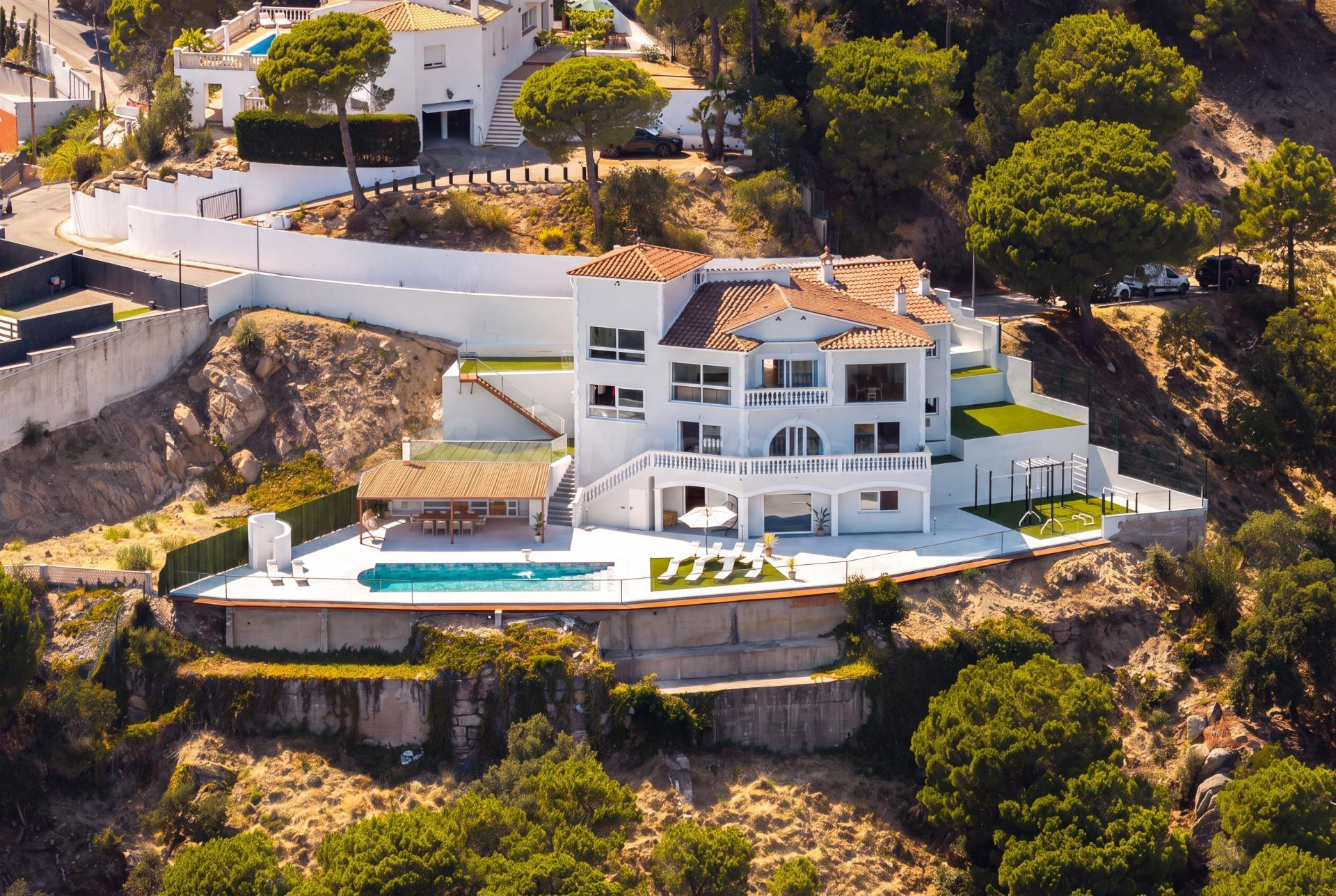 Una residencia privada donde el lujo se encuentra con el Mediterráneo.
