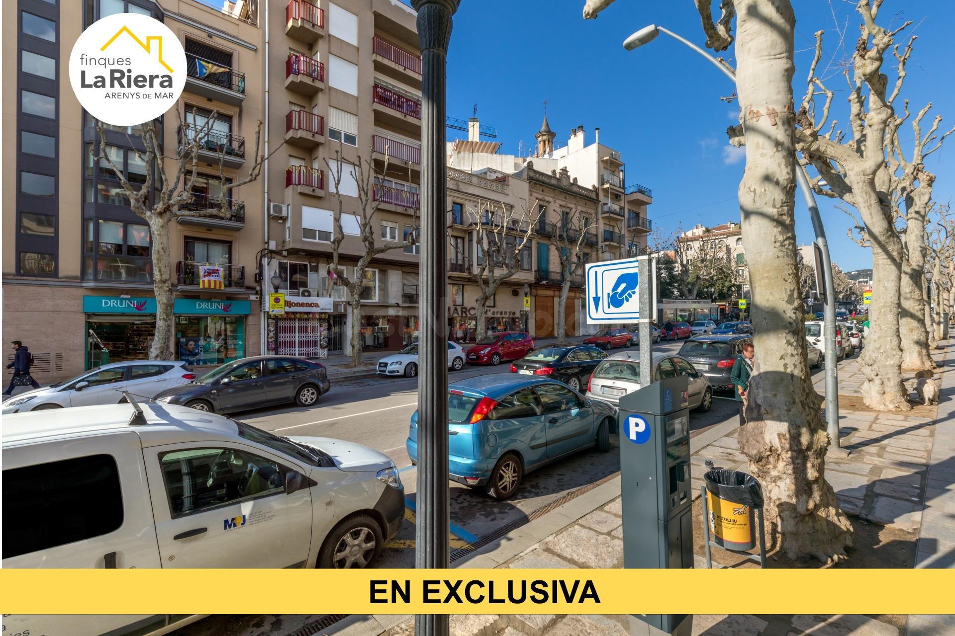 EDIFICIO EN VENTA EN LA RIERA DE ARENYS DE MAR!